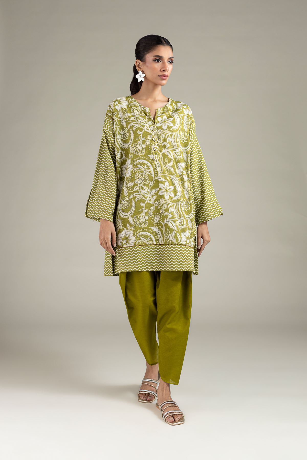 Printed Khaddar Kurta - 25-10-10S6-04TA-VG
