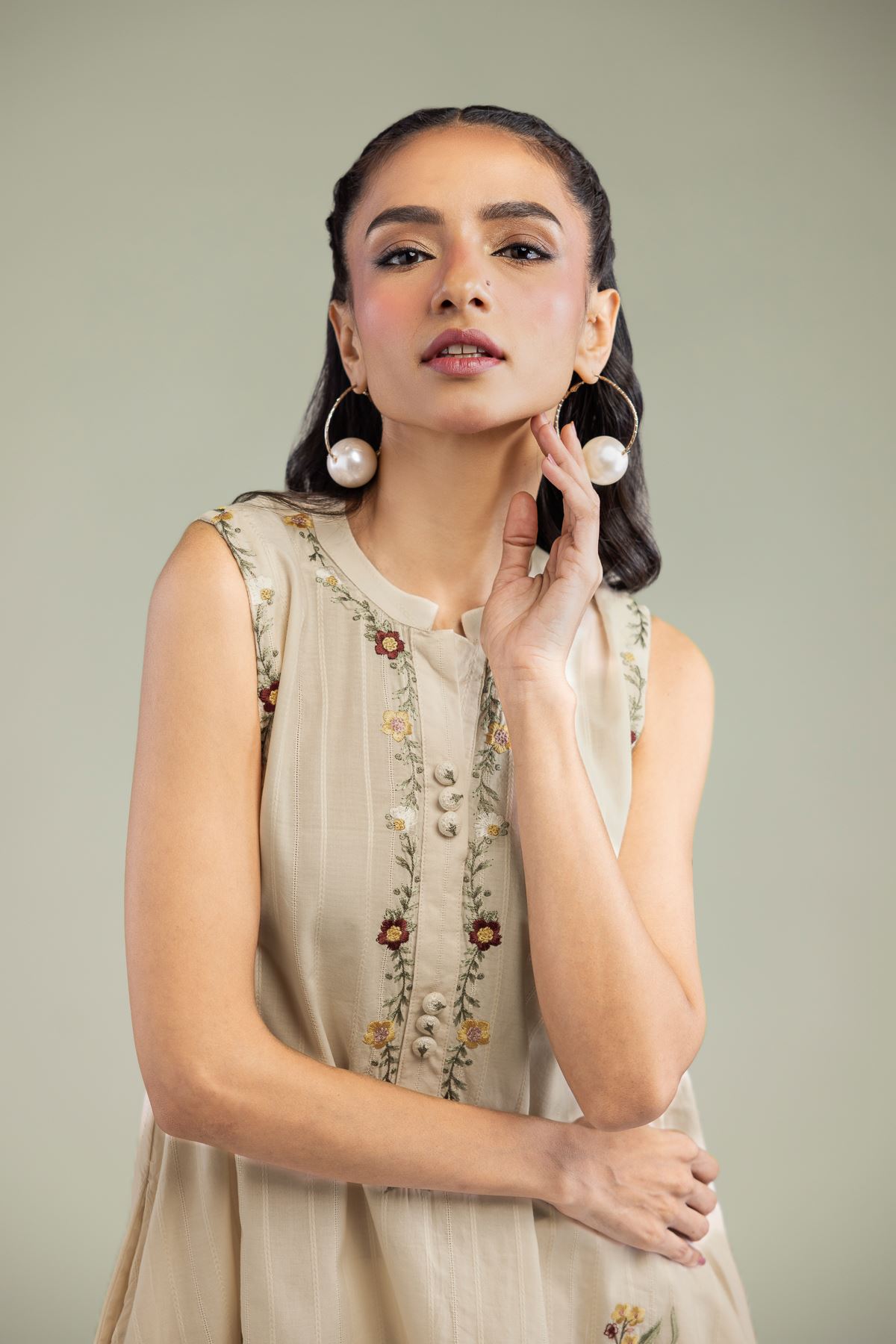Embroidered Textured Cotton Beige Sleeveless Kurta - 1-26-213-A-B1-VG