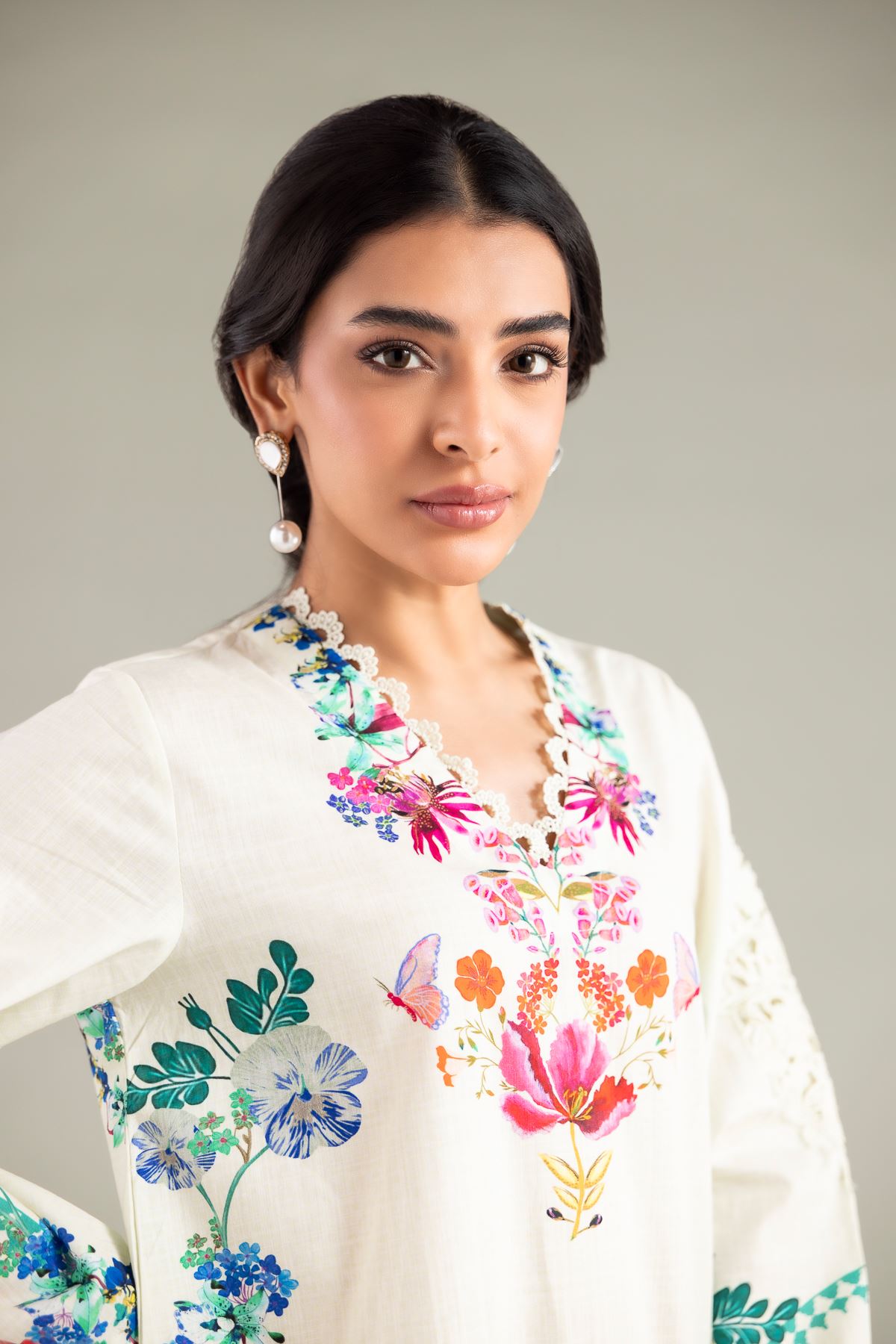 Embroidered Textured Cotton Kurta - 25-00-X2-08TB-VG