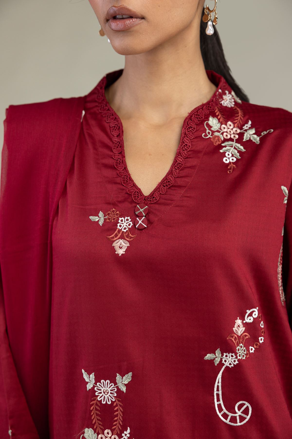 Embroidered Dobby Dobby Tailored 3-Piece - 2-26-308-A-G1-VG