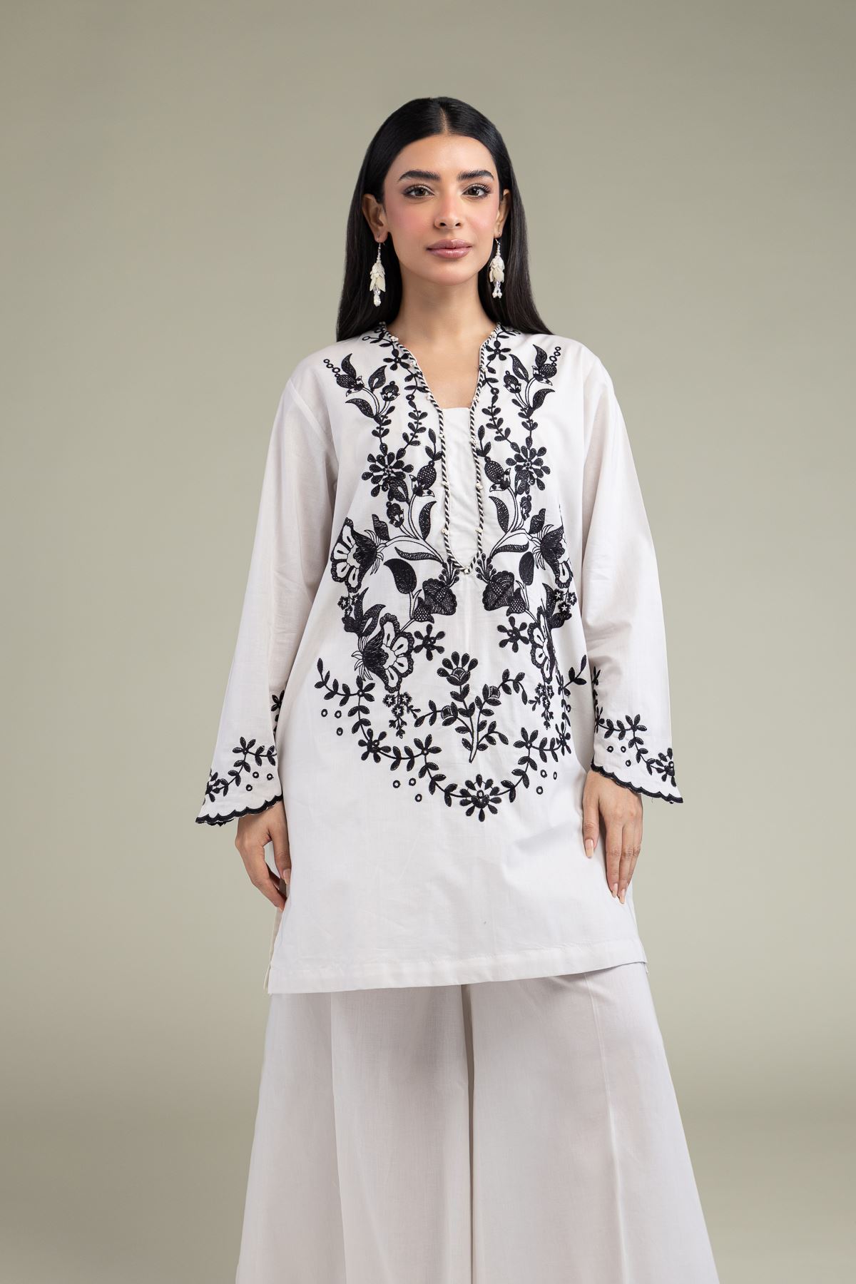 Embroidered Cambric Floral V-Neck Kurta - 1-26-211-A-G1-VG