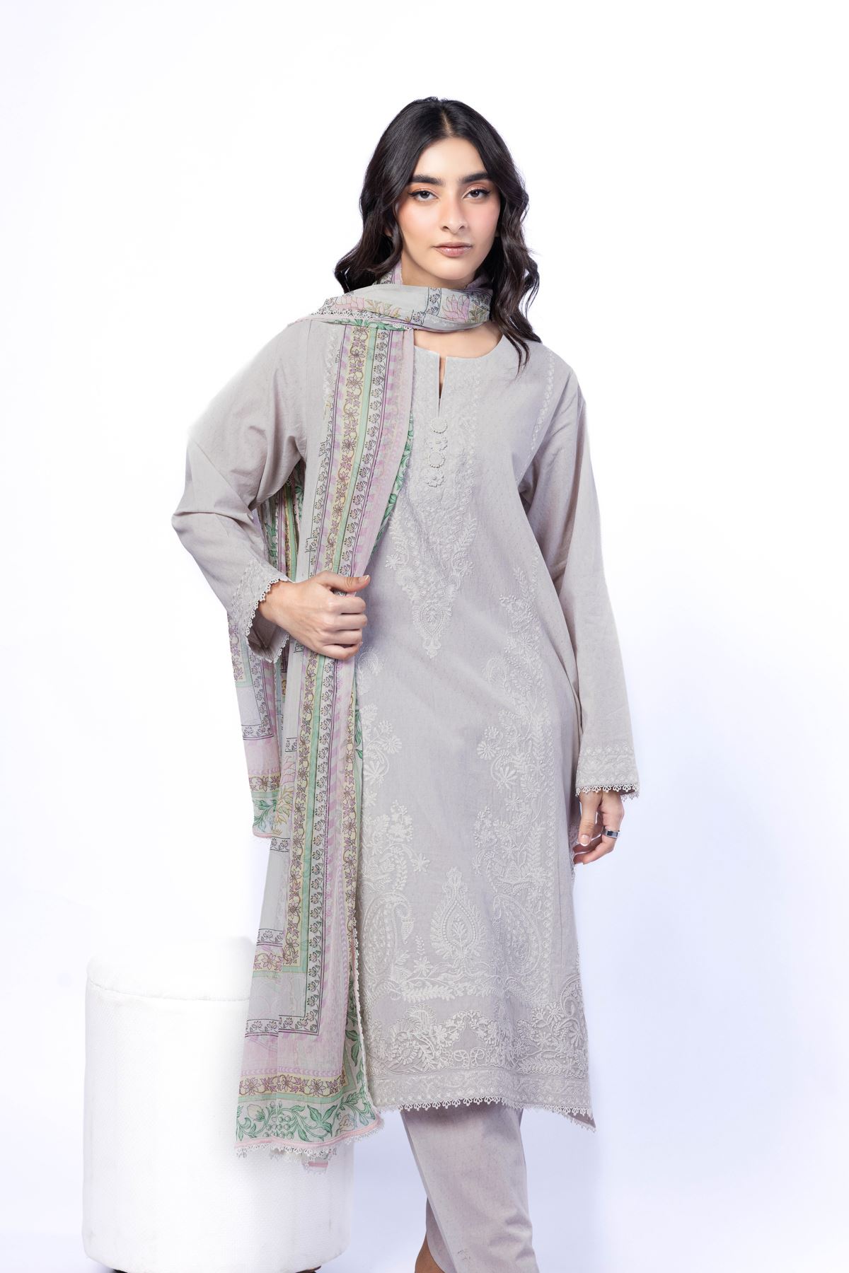 Embroidered Cotton Dobby Tailored 3 Piece - T-A22-26-117FH2-VG