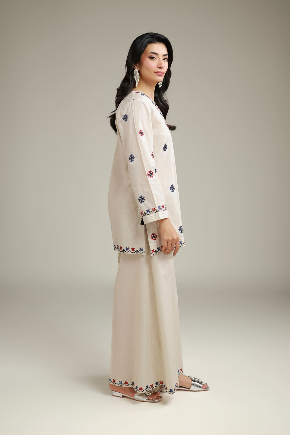 Embroidered Cambric Floral V-Neck Kurta - 1-26-120-A-A-VG