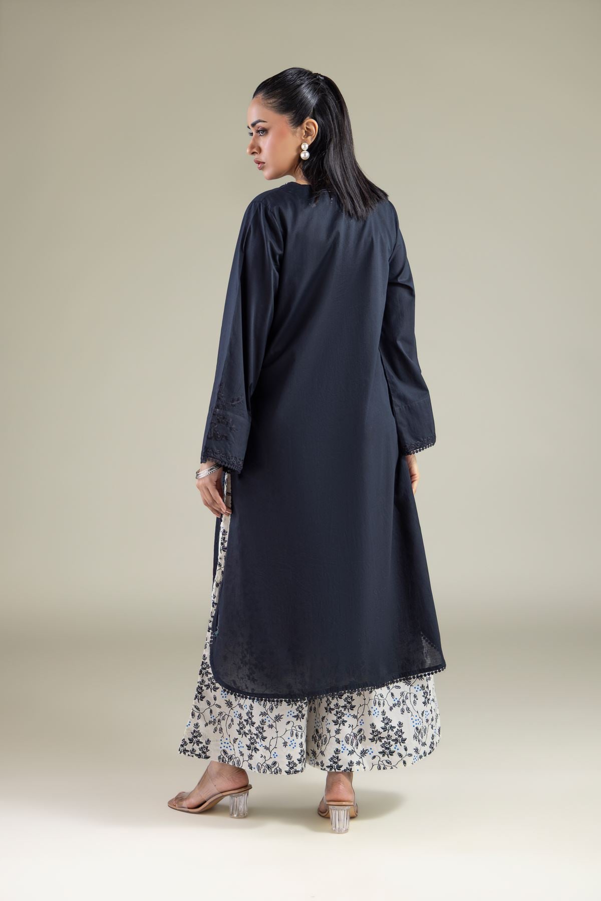 Embroidered Cambric V-Neck Longline Kurta - 2-26-103-A-C-VG