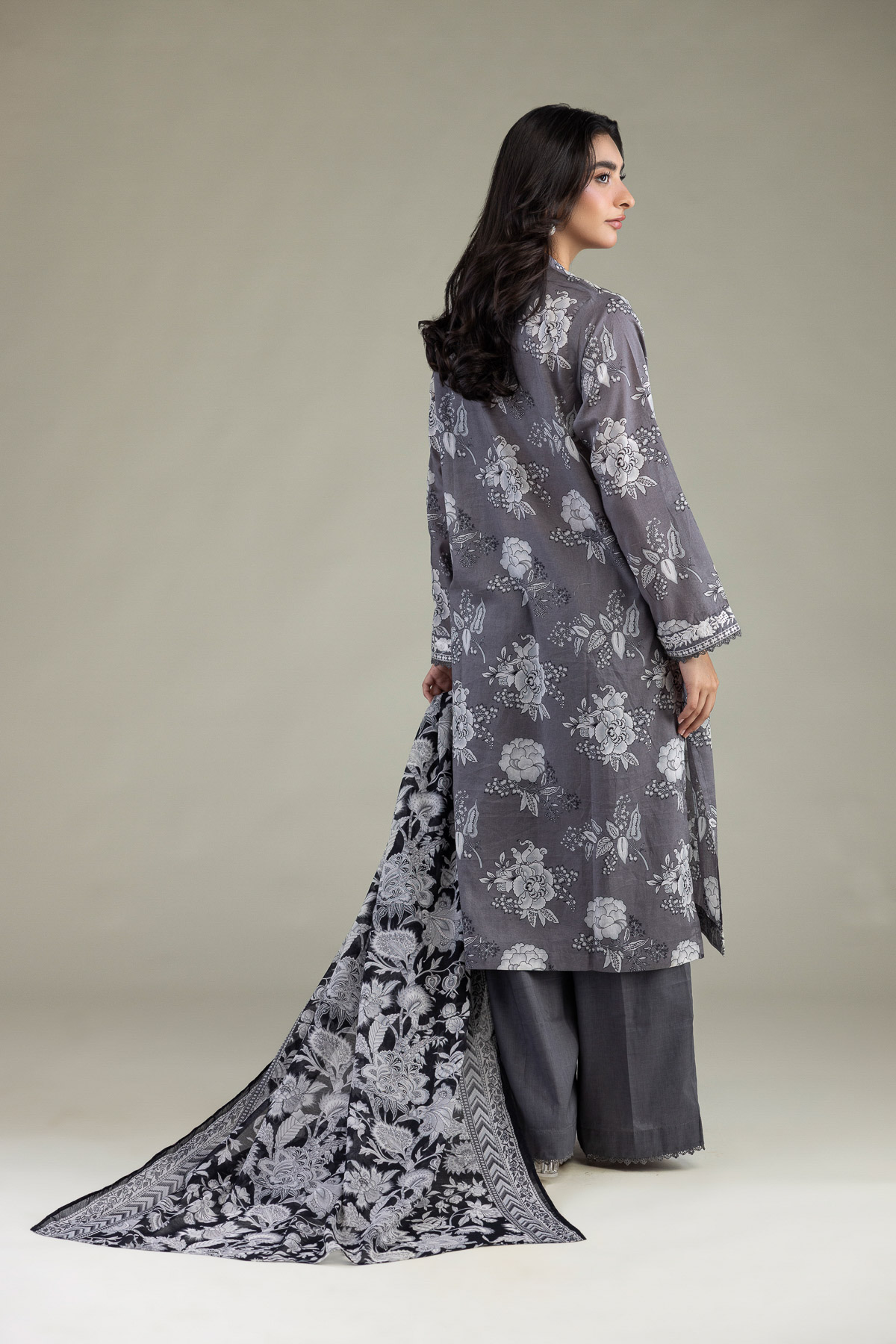 Embroidered Cambric Fabrics 3 Piece - T-A33-26-207FD1-VG