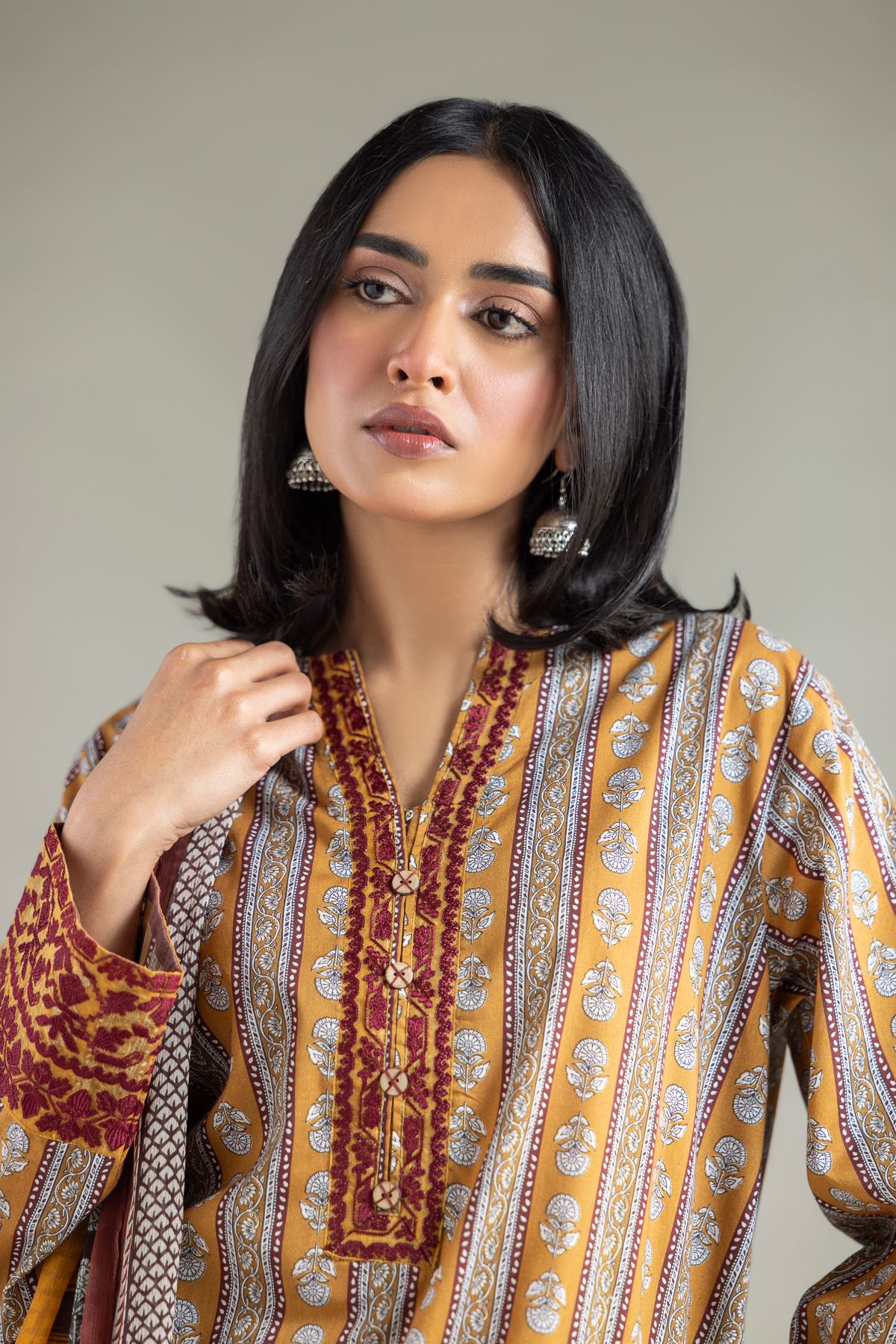 Embroidered Lawn Lawn 3-Piece Set - T-A33-26-107FG-VG