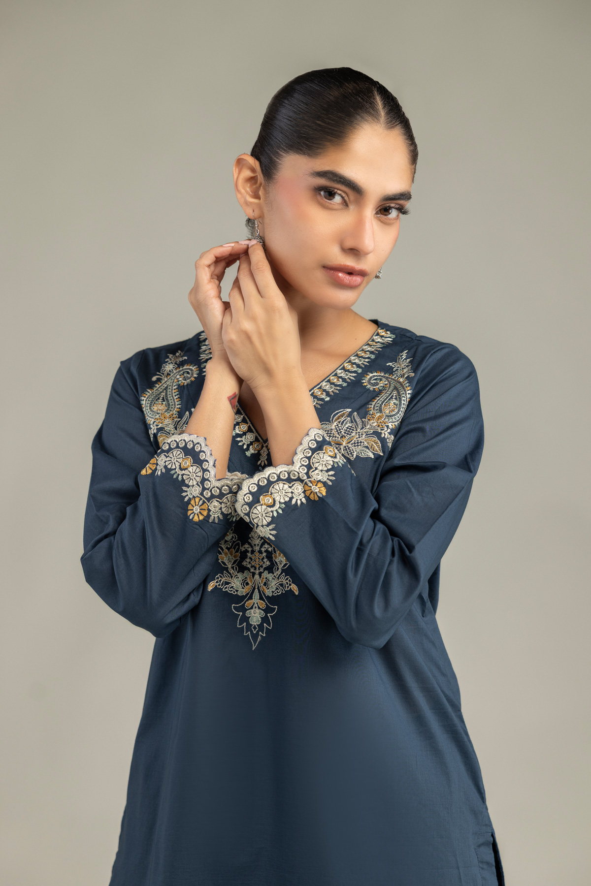 Embroidered Cambric Short Navy Kurta - 1-26-102-A-F-VG