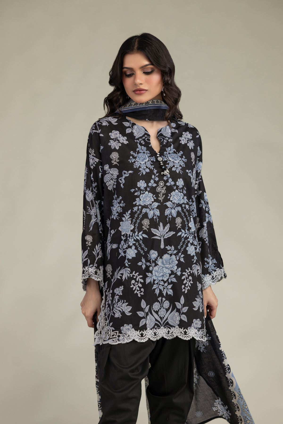 Embroidered Lawn Black Lawn Dupatta - 1-26-250-B-H1-VG