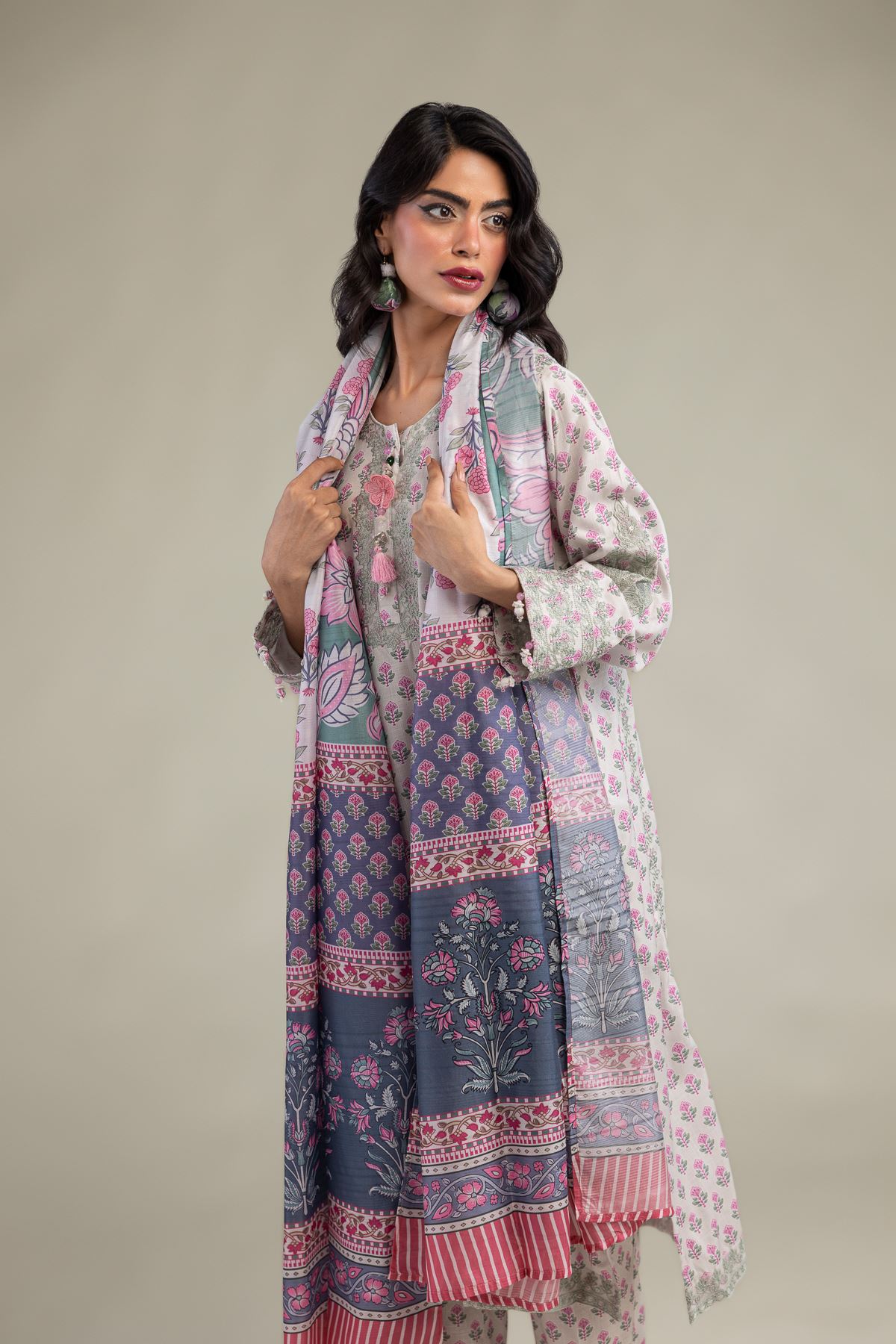 Embroidered Mesuri Floral Mesuri Dupatta - 2-26-308-A-G1-VG