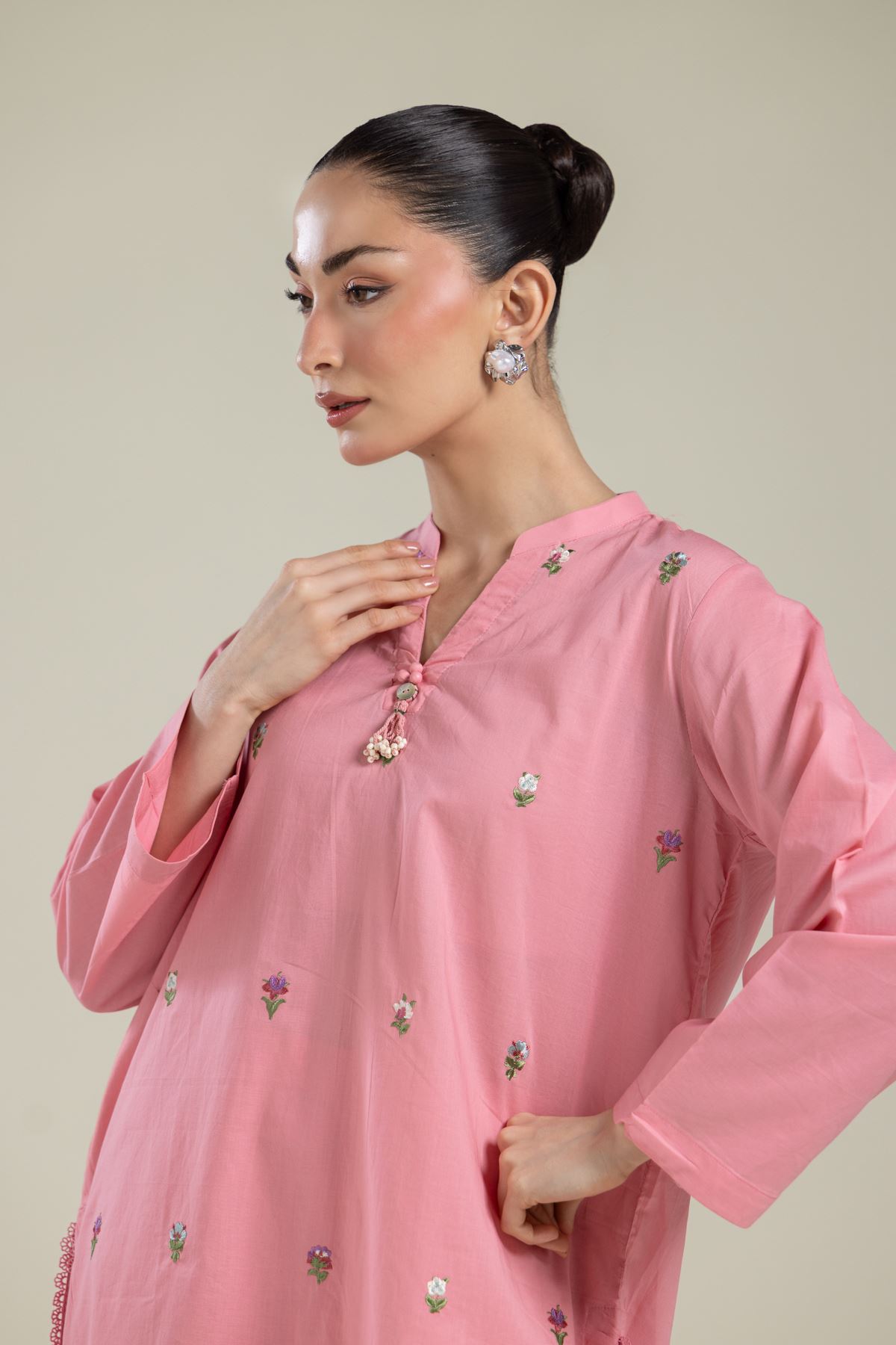 Embroidered Cambric Floral Cambric Kurta - T-A112-26-108EC2-VG