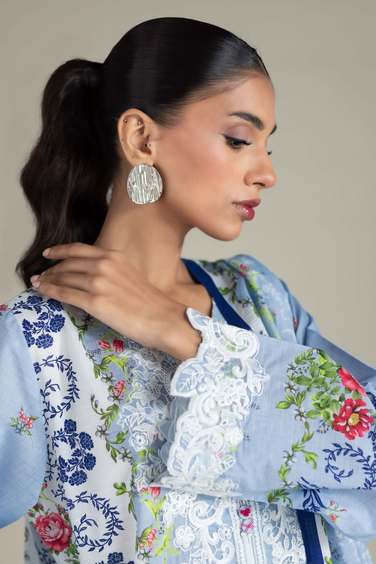 Embroidered Cambric Fabrics 3 Piece - CA31B-VG