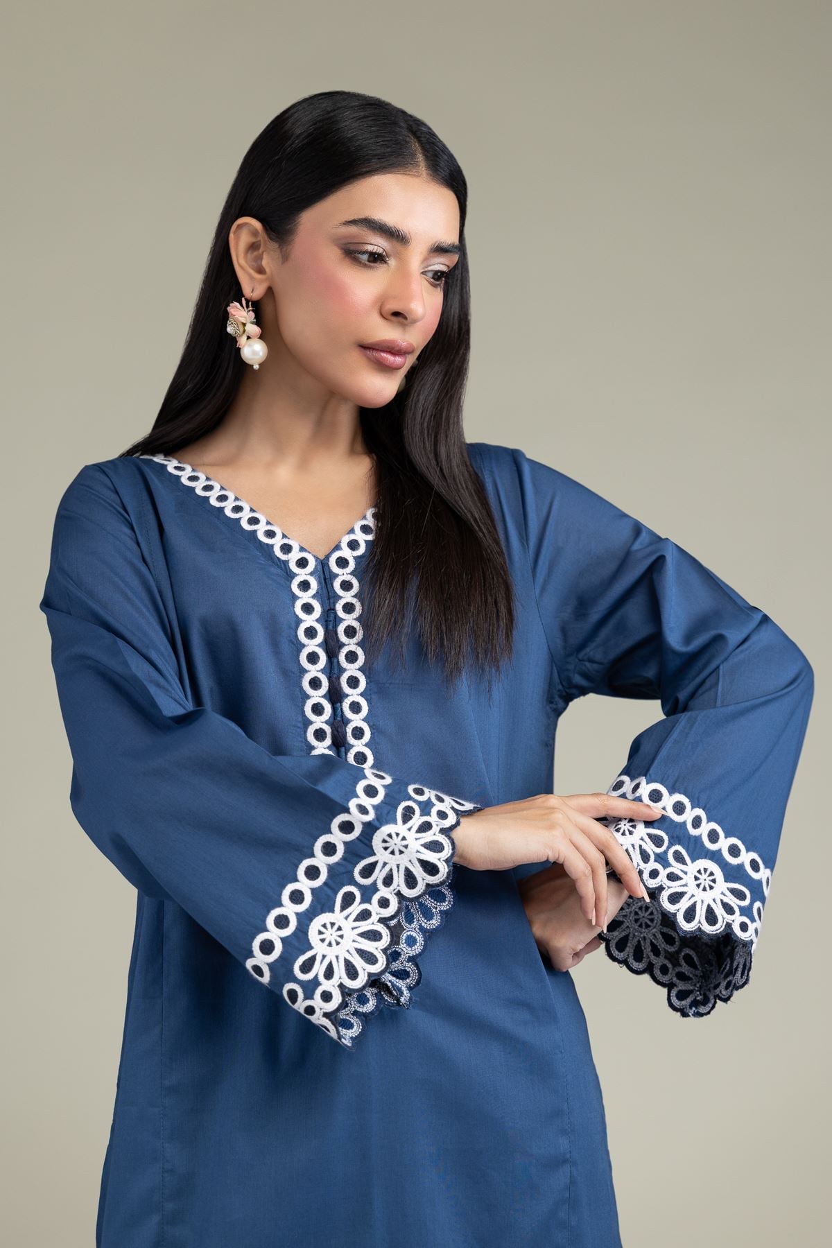 Embroidered Cambric Long Cambric Kurta - T-A11-26-101FH1-VG