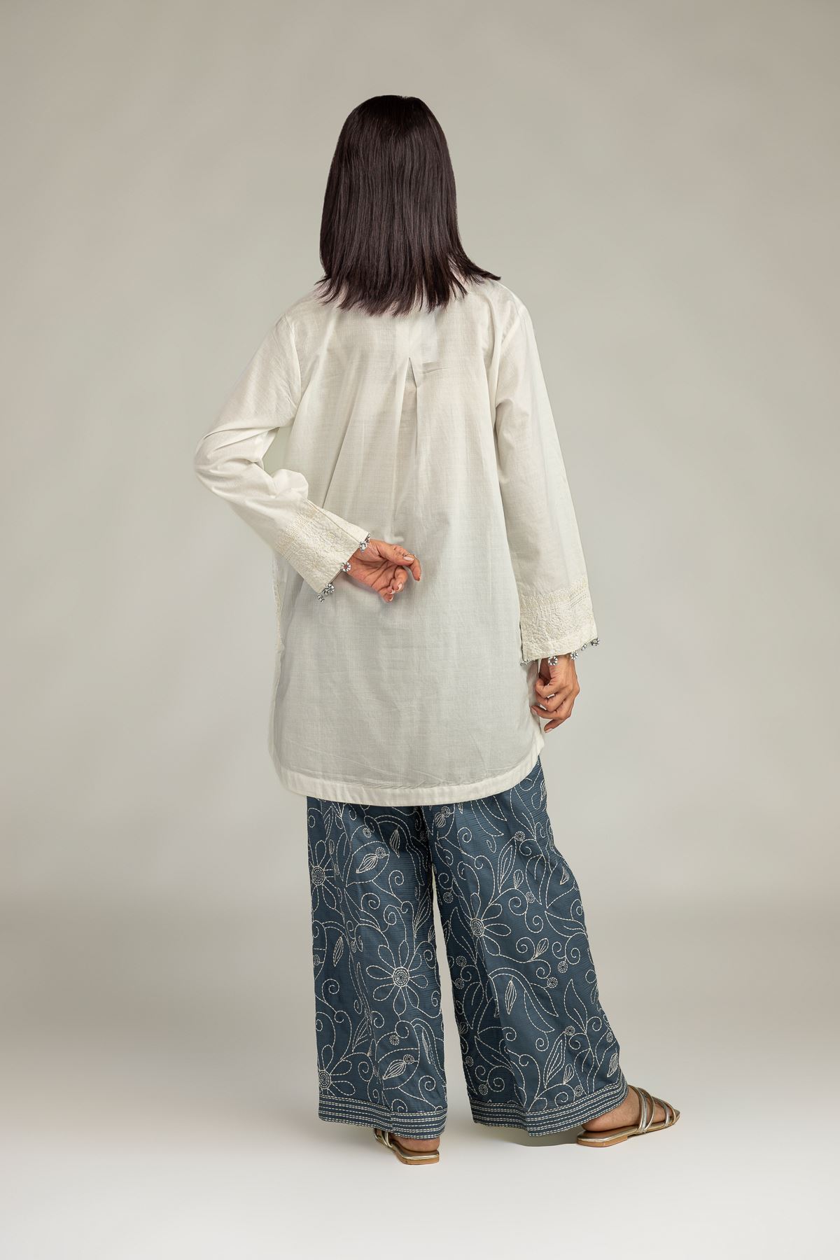 Embroidered Cotton Dobby V-Neck Solid Kurta - 1-26-250-B-H1-VG
