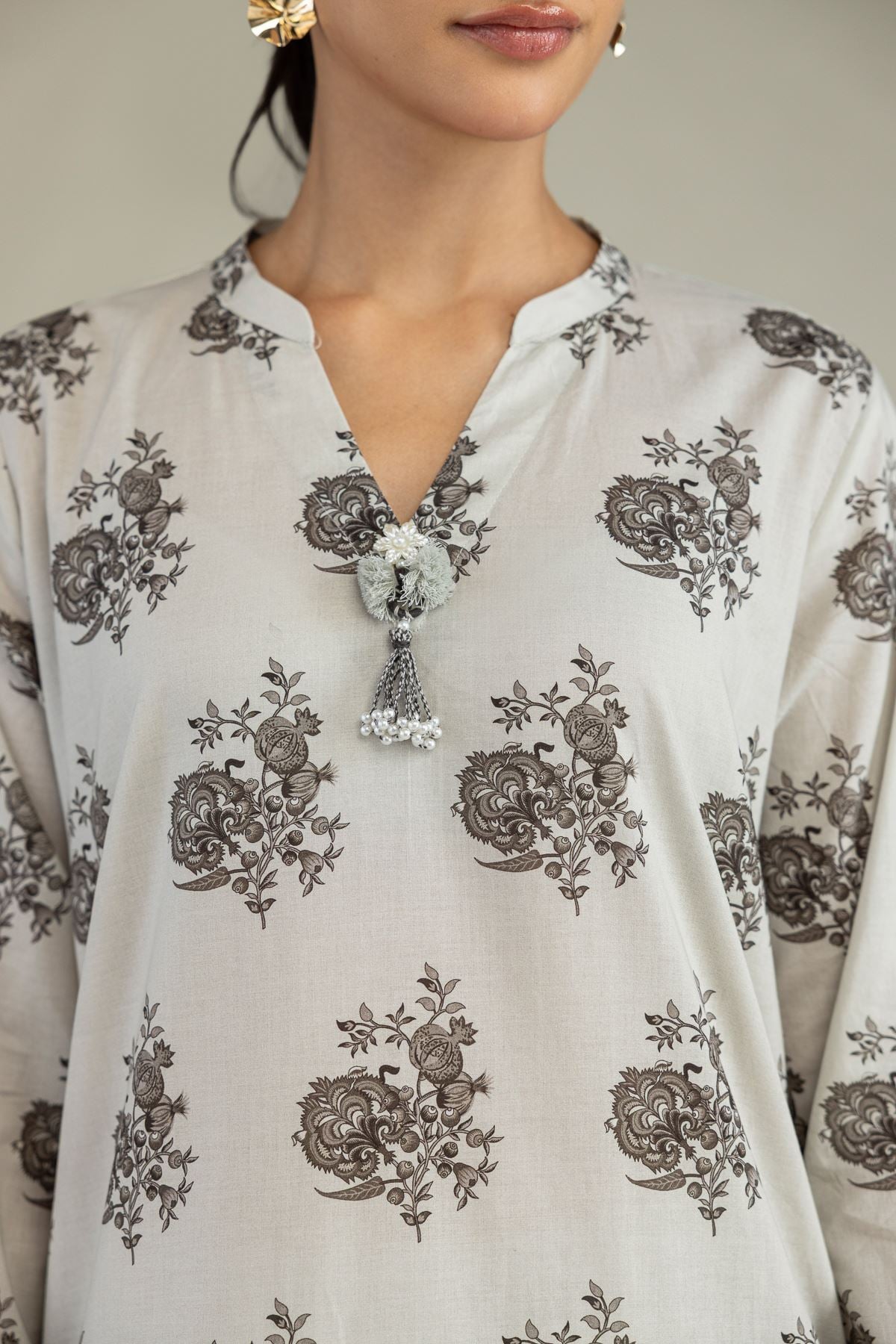 Printed Cambric Floral Longline Kurta - T-A33-26-204FB1-VG