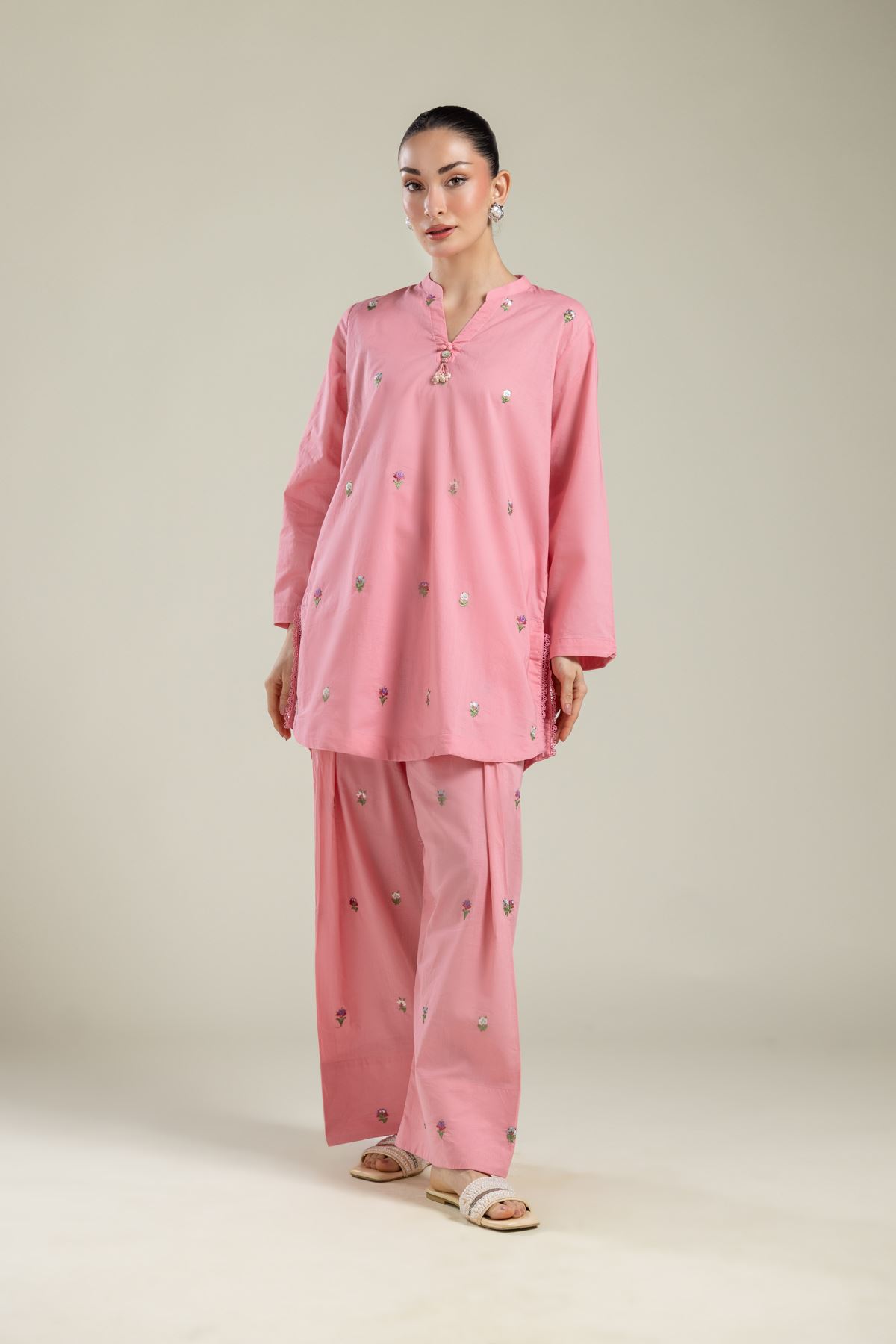 Embroidered Cambric Floral Cambric Kurta - T-A112-26-108EC2-VG