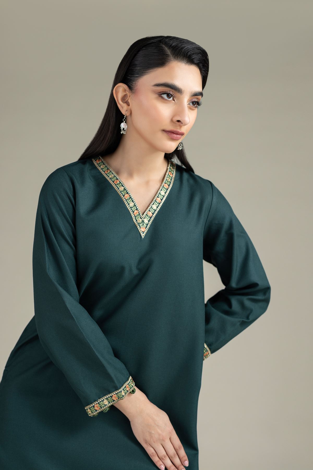Embroidered Heavy Blended Viscose Kurta - 25-10-10S4-02TB-VG