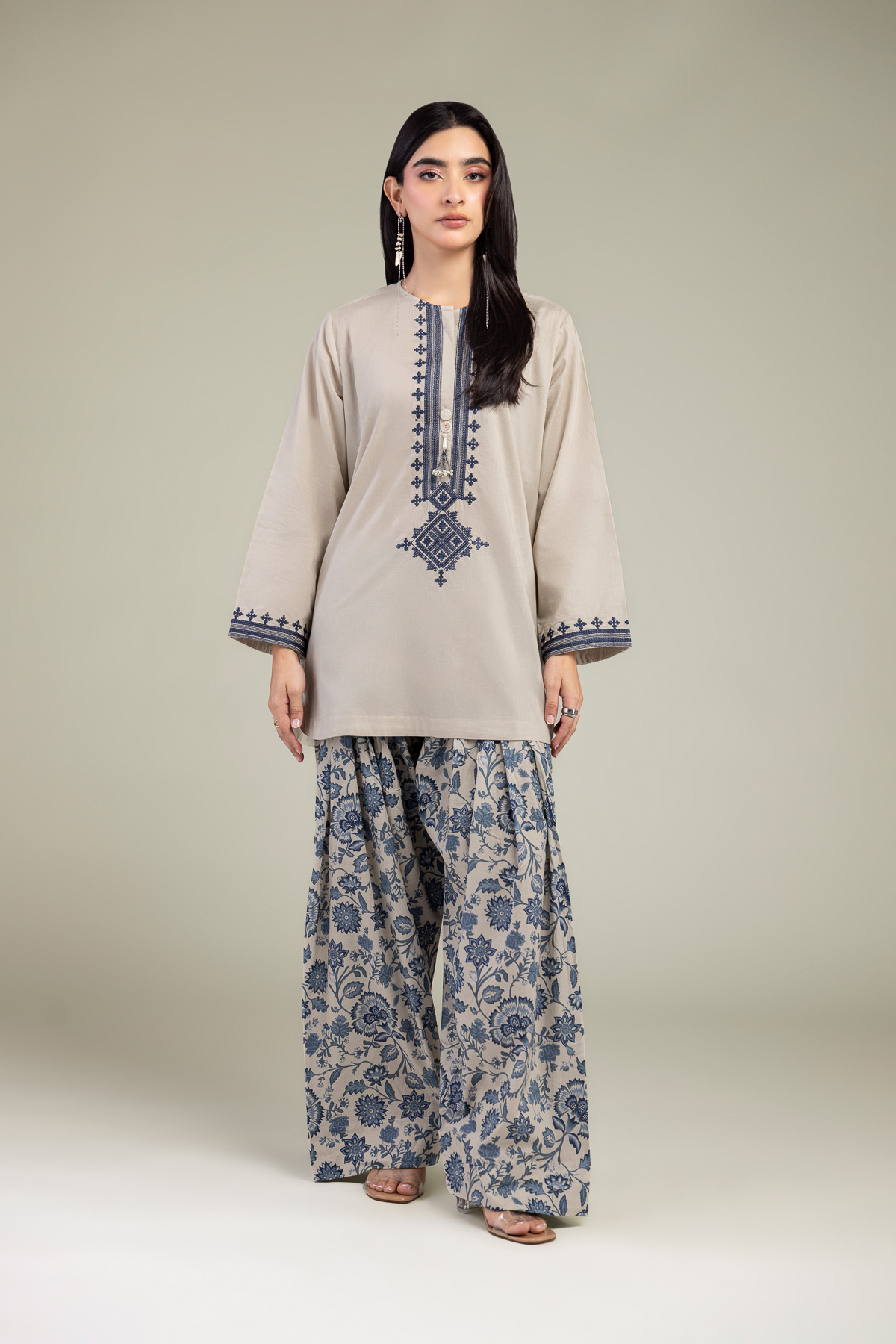 Embroidered Cambric Floral Cambric Shalwar - A22-26-214FH1-VG