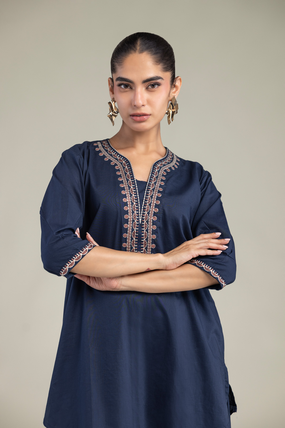Embroidered Cambric Cambric Navy Kurta - 1-26-102-A-F-VG