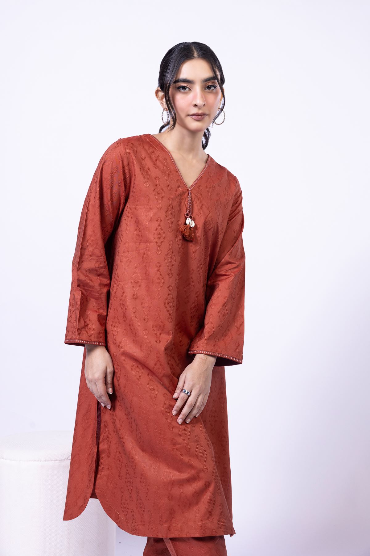 Dyed Jacquard Kurta - 25-09-11E11-10TA-VG