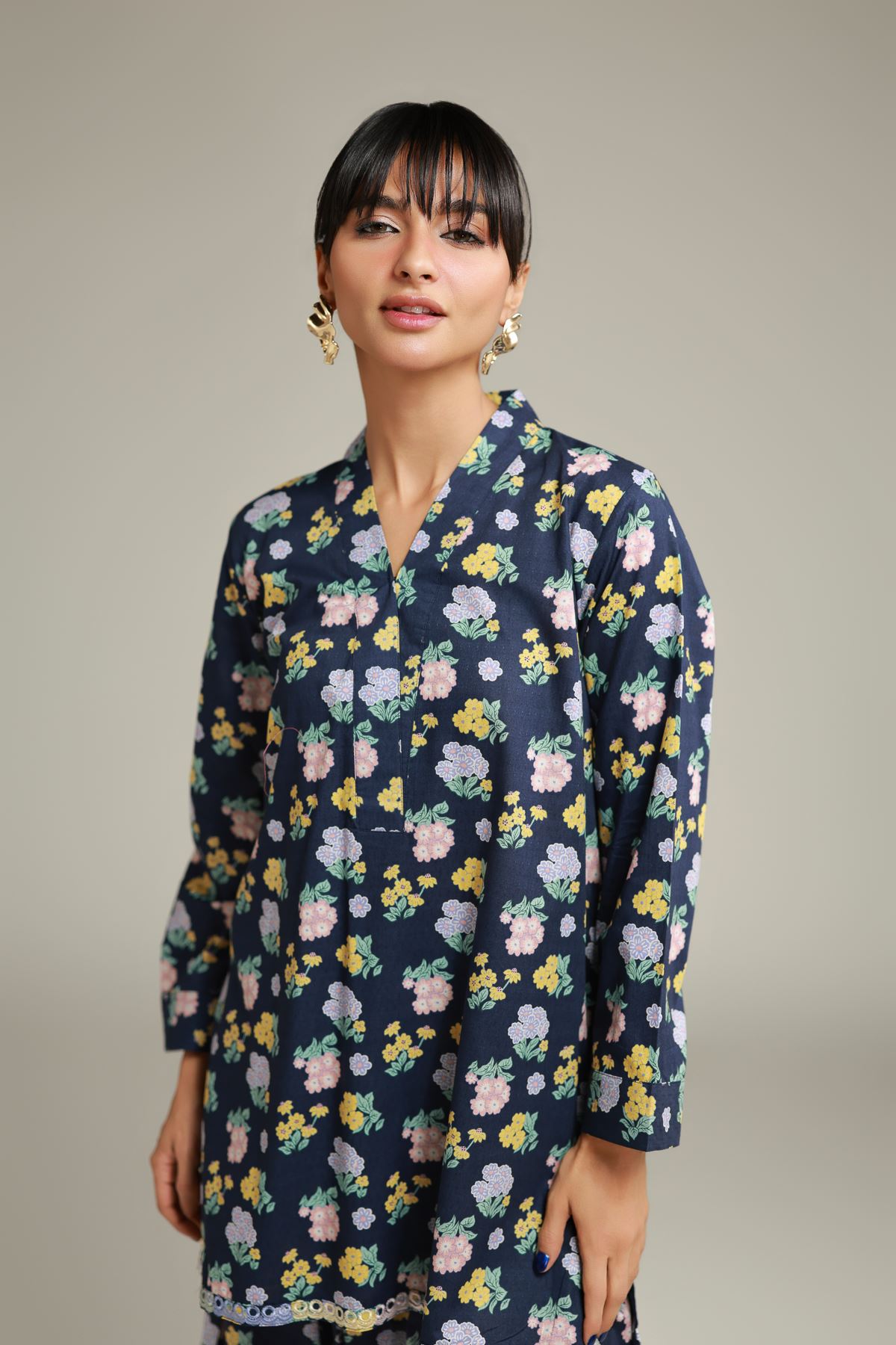 Embroidered Cotton Dobby Floral Navy Kurta - R-EKT24106-VG