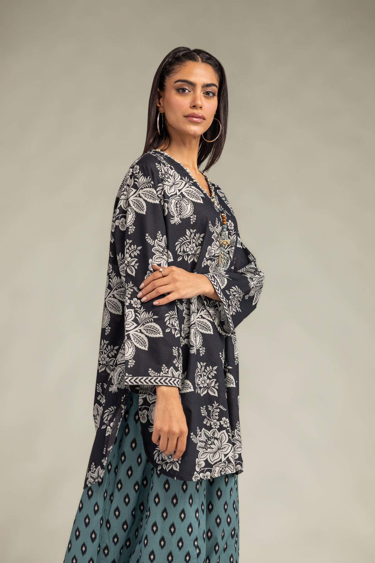 Printed Cambric Black Cambric Kurta - 2-26-308-A-G1-VG