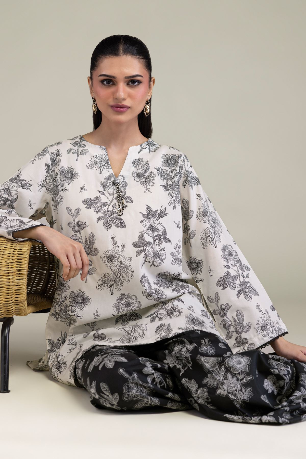 Printed Cotton Viscose Floral V-Neck Kurta - T-A11-26-114FD1-VG