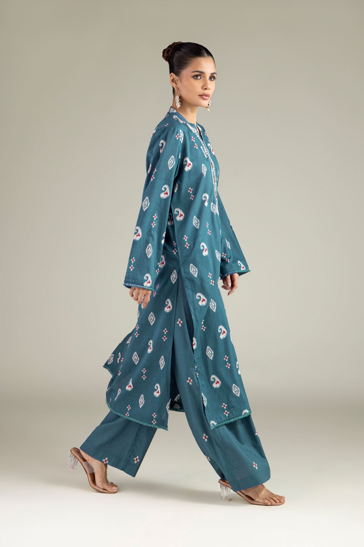 Embroidered Lawn Fabrics 2 Piece | Top and Bottom - A11-26-108FB1-VG