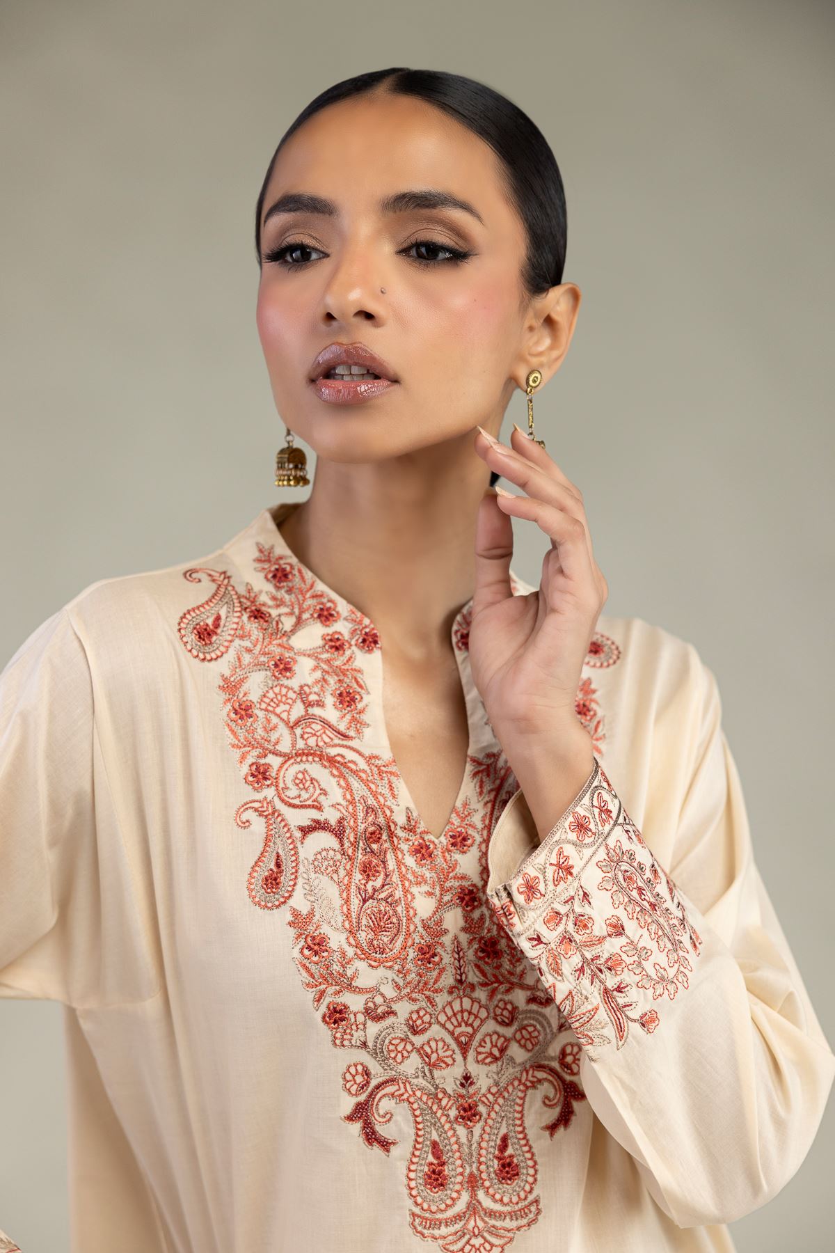 Embroidered Cambric Long Cambric Kurta - 1-26-226-A-I1-VG