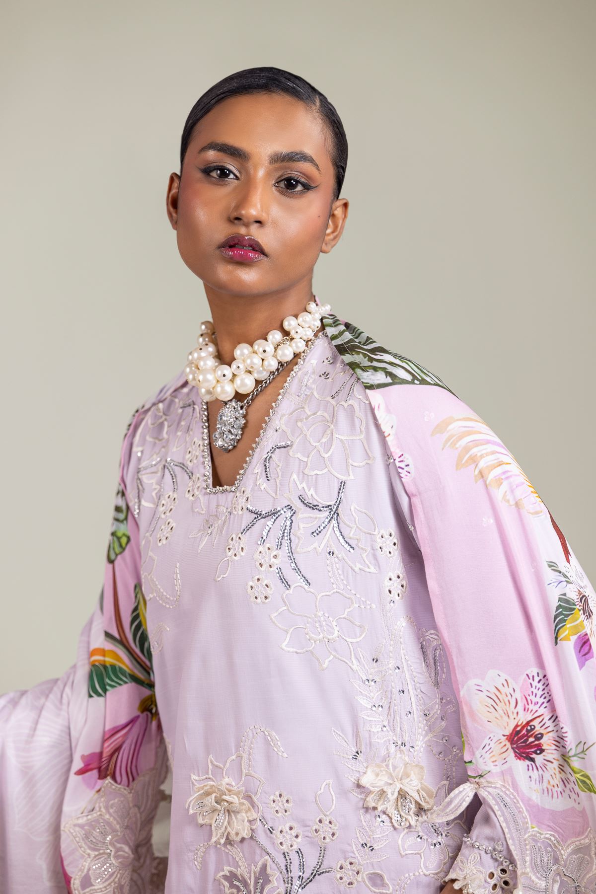 Raw Silk 3-Piece Embroidered Suit - 25-09-10E2-07TB-VG