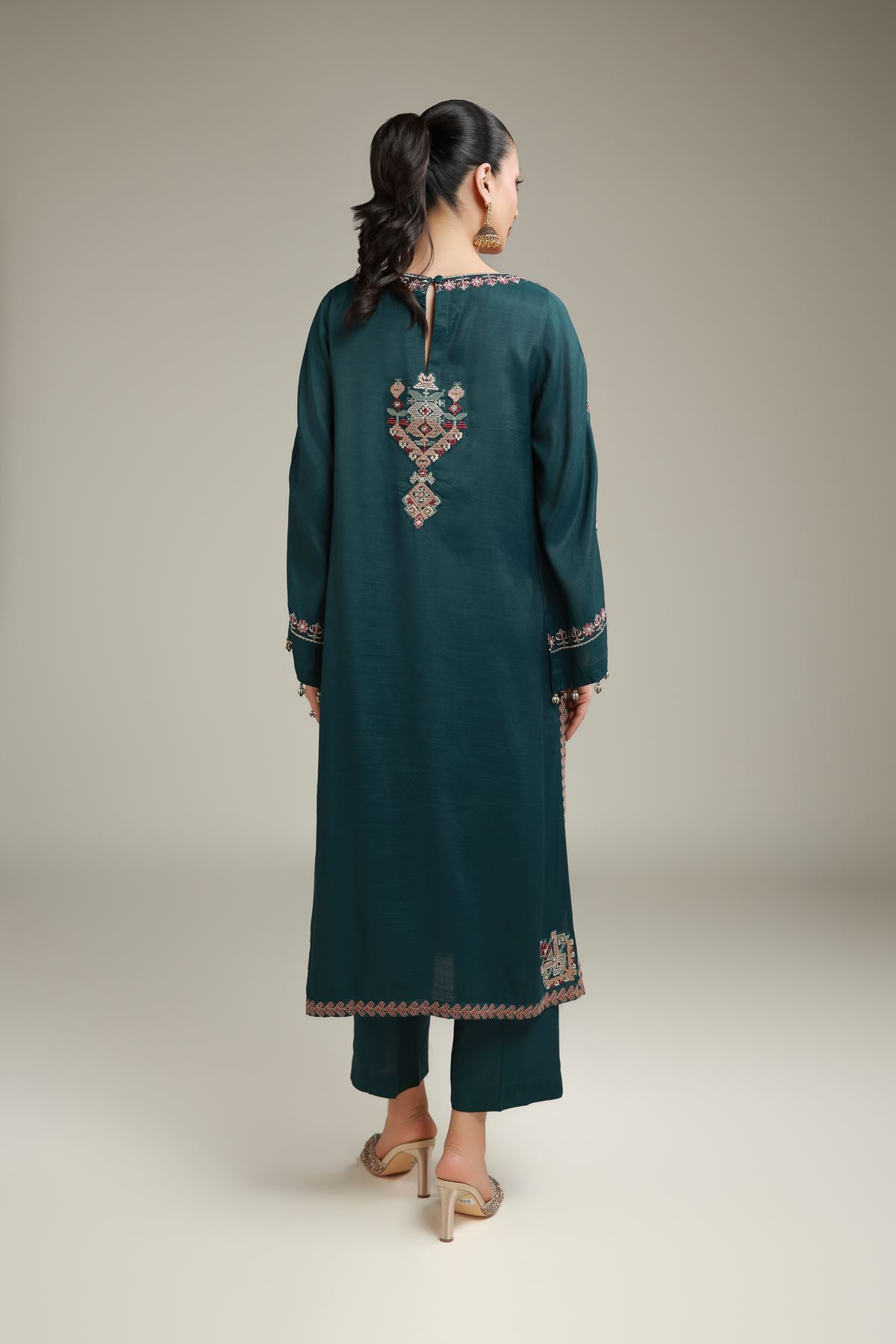 Embroidered Raw Silk Geometric Silk Kurta - A112-26-113EI2-VG