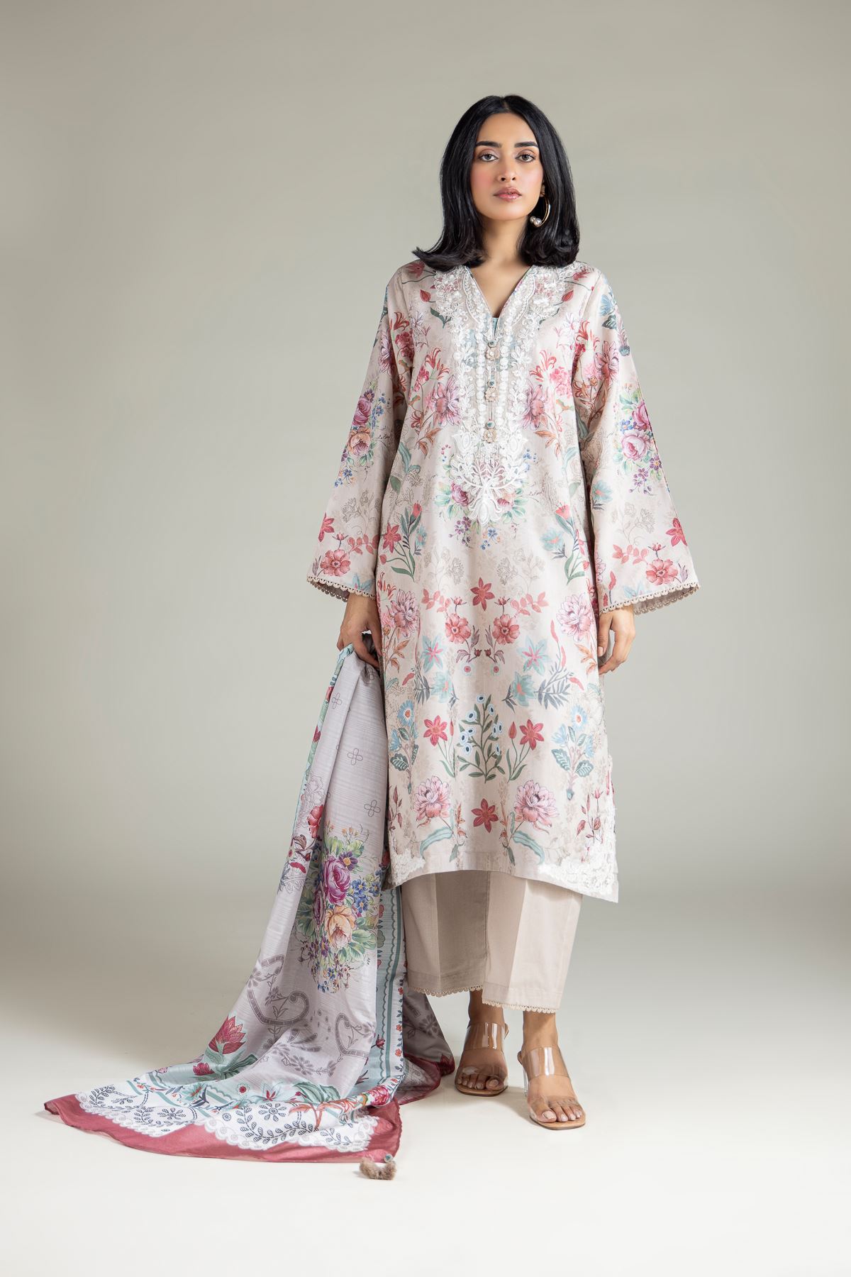 Embroidered Jacquard Three Piece Suit - 1-26-108-A-F-VG