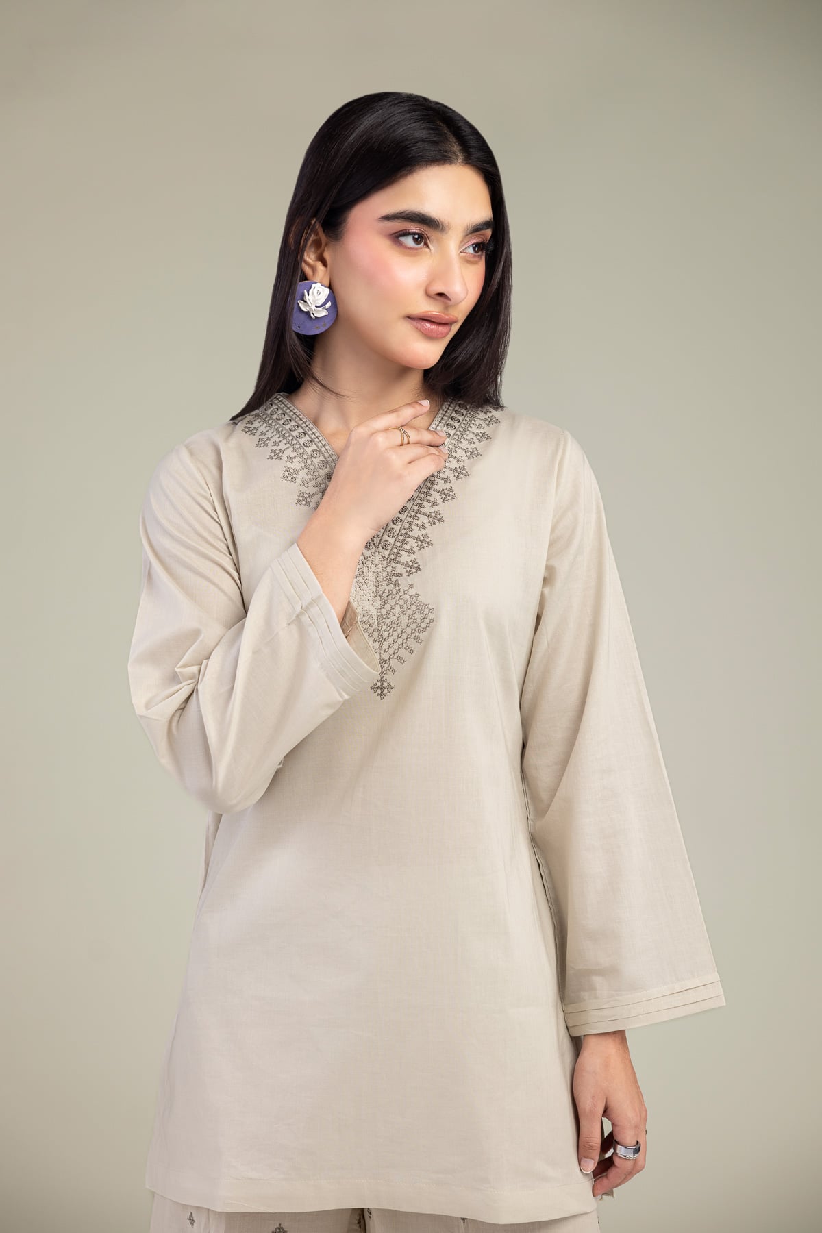Embroidered Cambric Short Cambric Kurta - A22-26-214FH1-VG