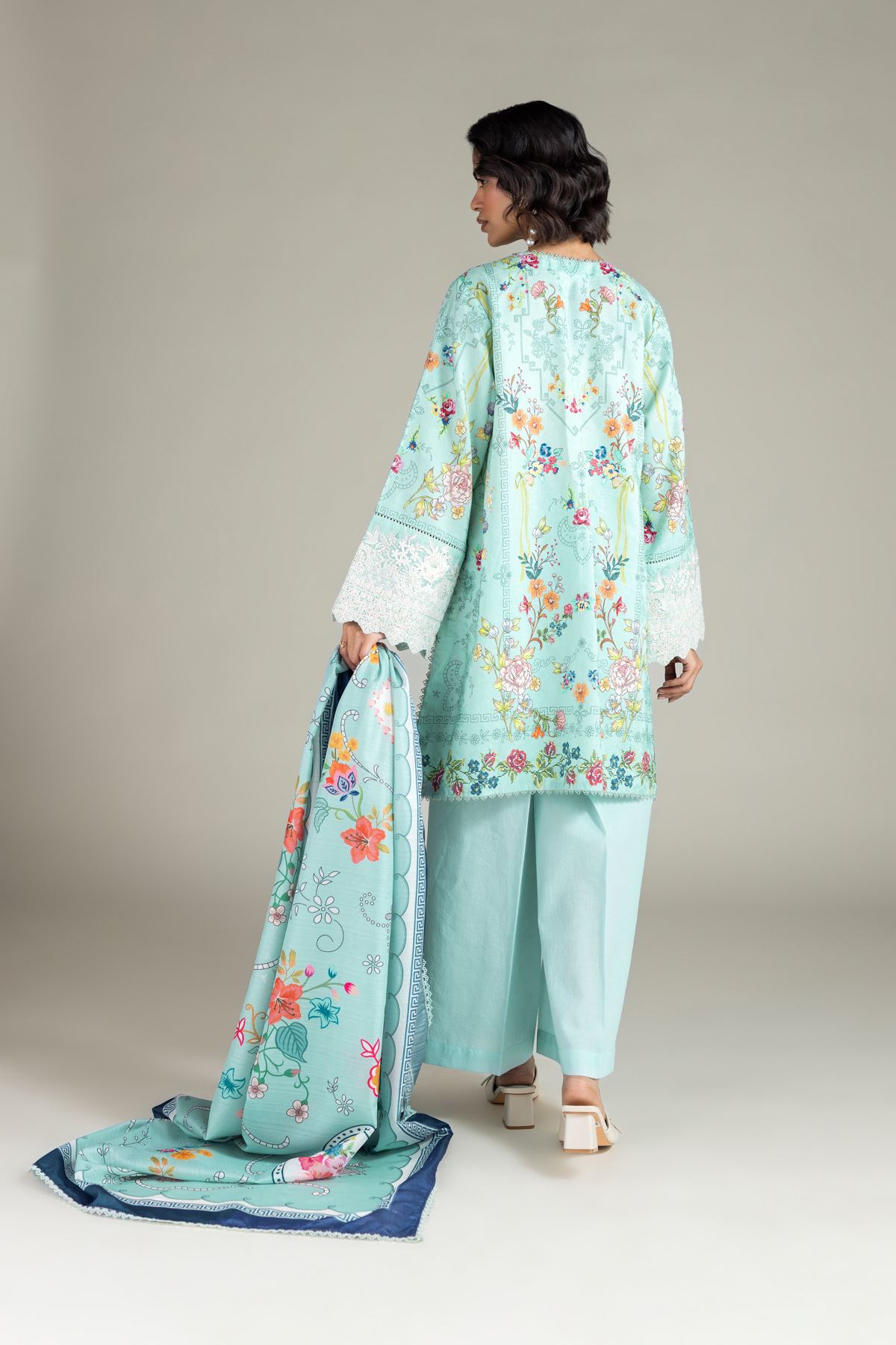 Embroidered Jacquard Fabrics 3 Piece - A33-26-104FC1-VG
