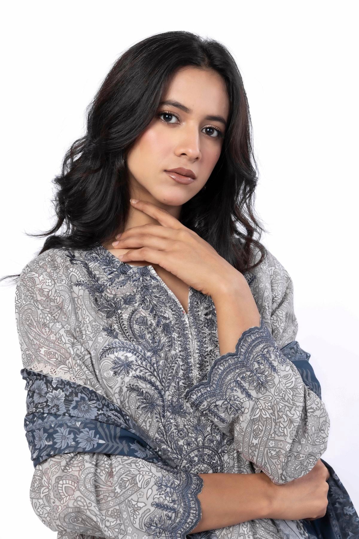Embroidered Cotton Tailored 3 Piece - T-A22-26-101FI-VG