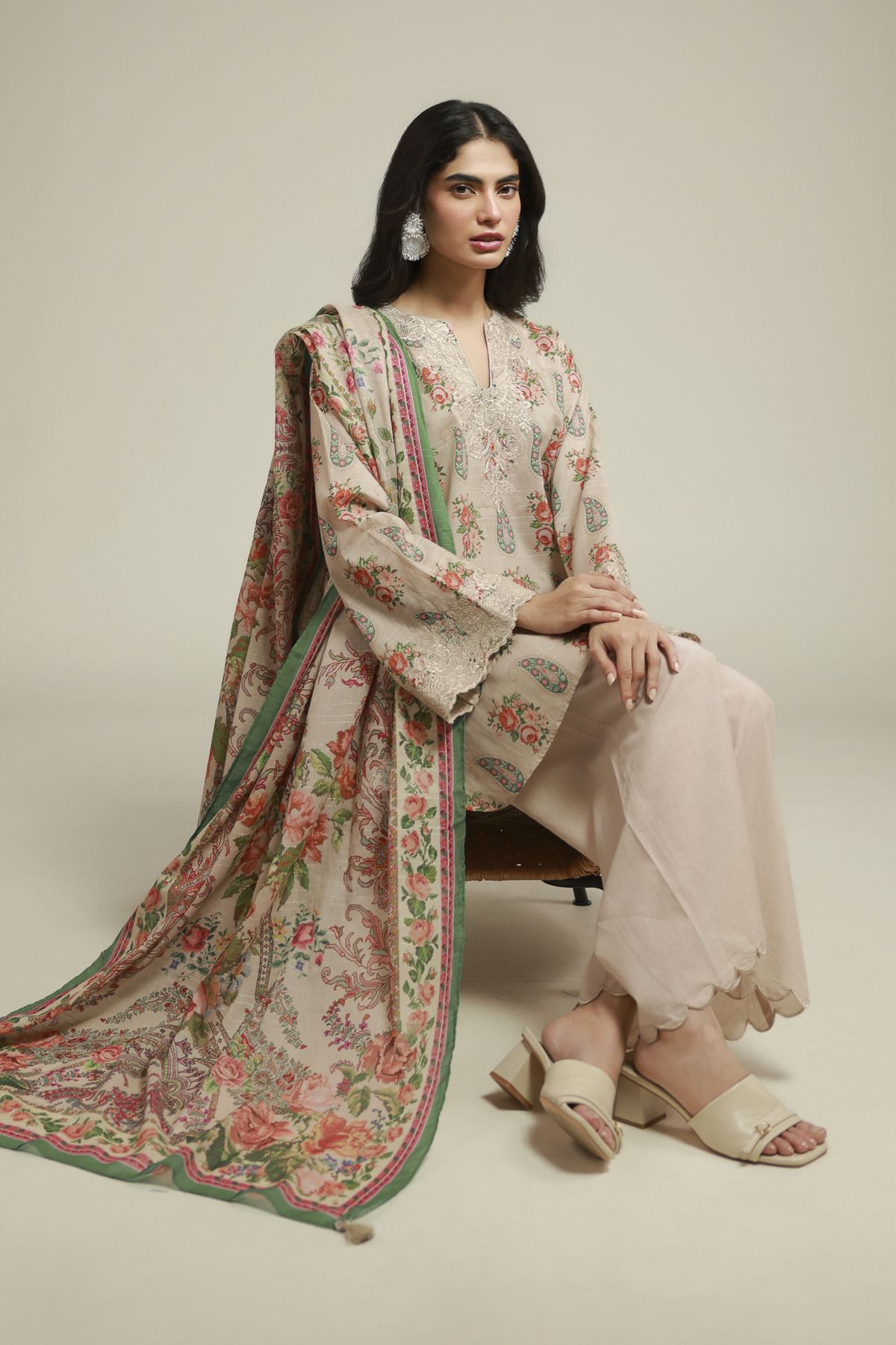 Embroidered Mesuri Fabrics 3 Piece - A22-26-123FA2-VG