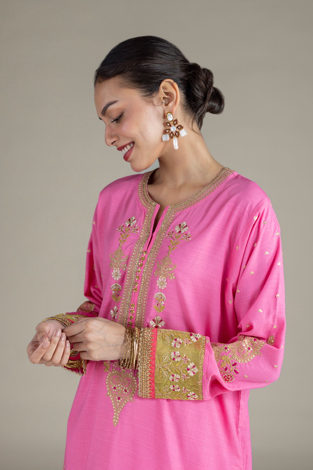 Embroidered Raw Silk Kurta - 25-10-12E7-04TA-VG
