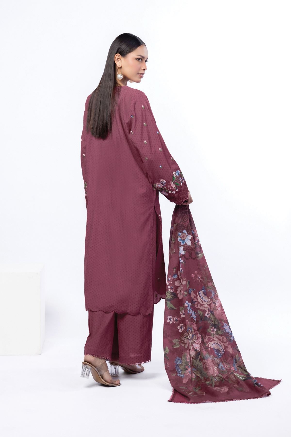 Embroidered Cotton Dobby Tailored 3 Piece - T-A22-26-108FC-VG
