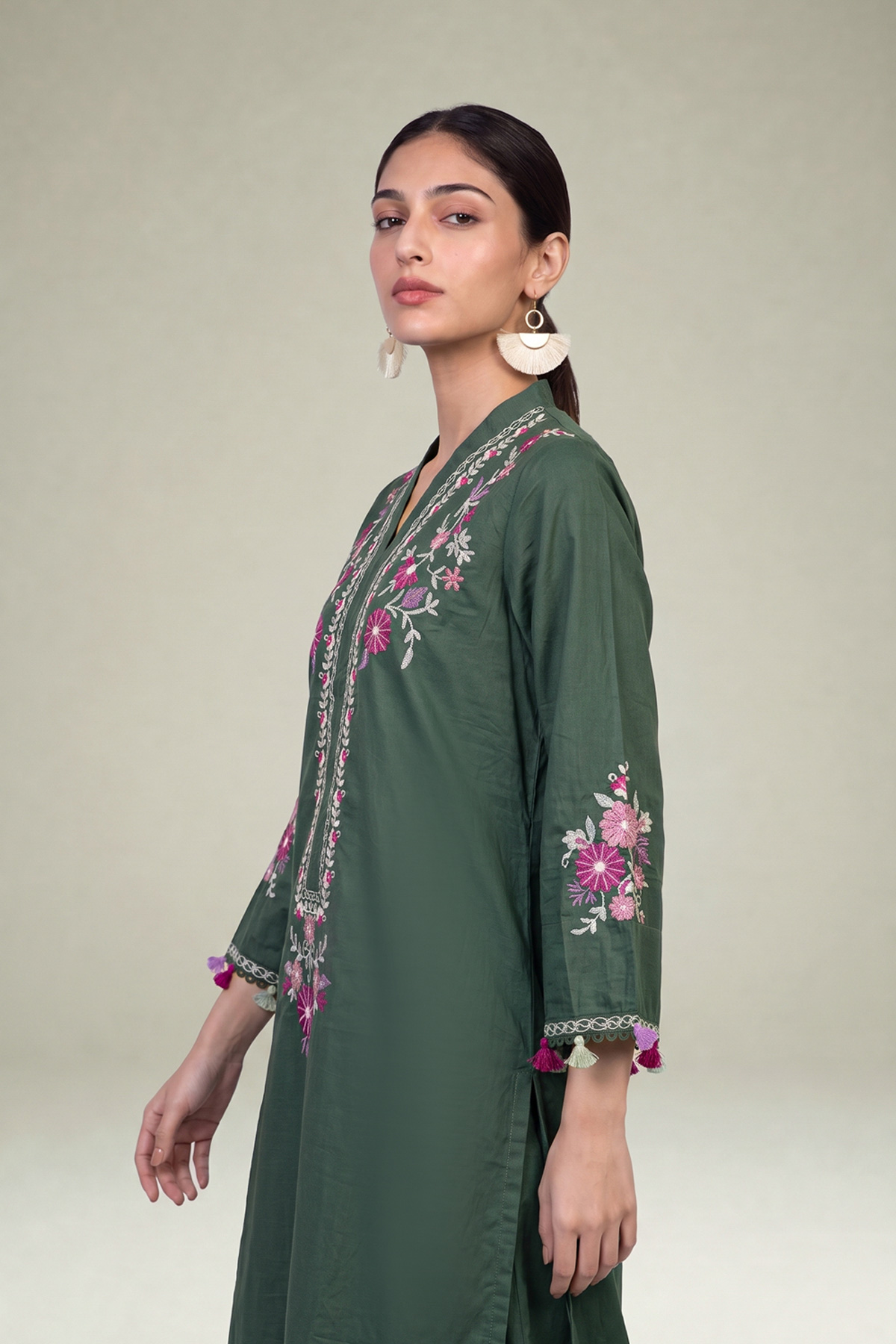 Embroidered Cambric Long Green Kurta - 1-26-250-B-H1-VG