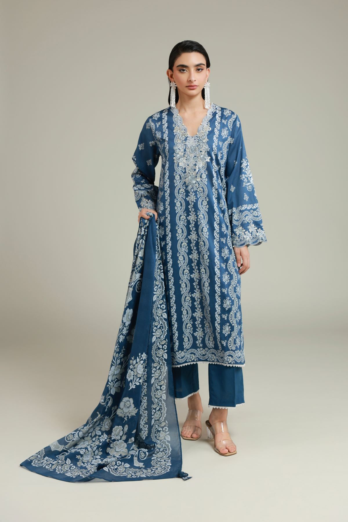 Embroidered Lawn Tailored 3 Piece - 1-26-122-A-A-VG