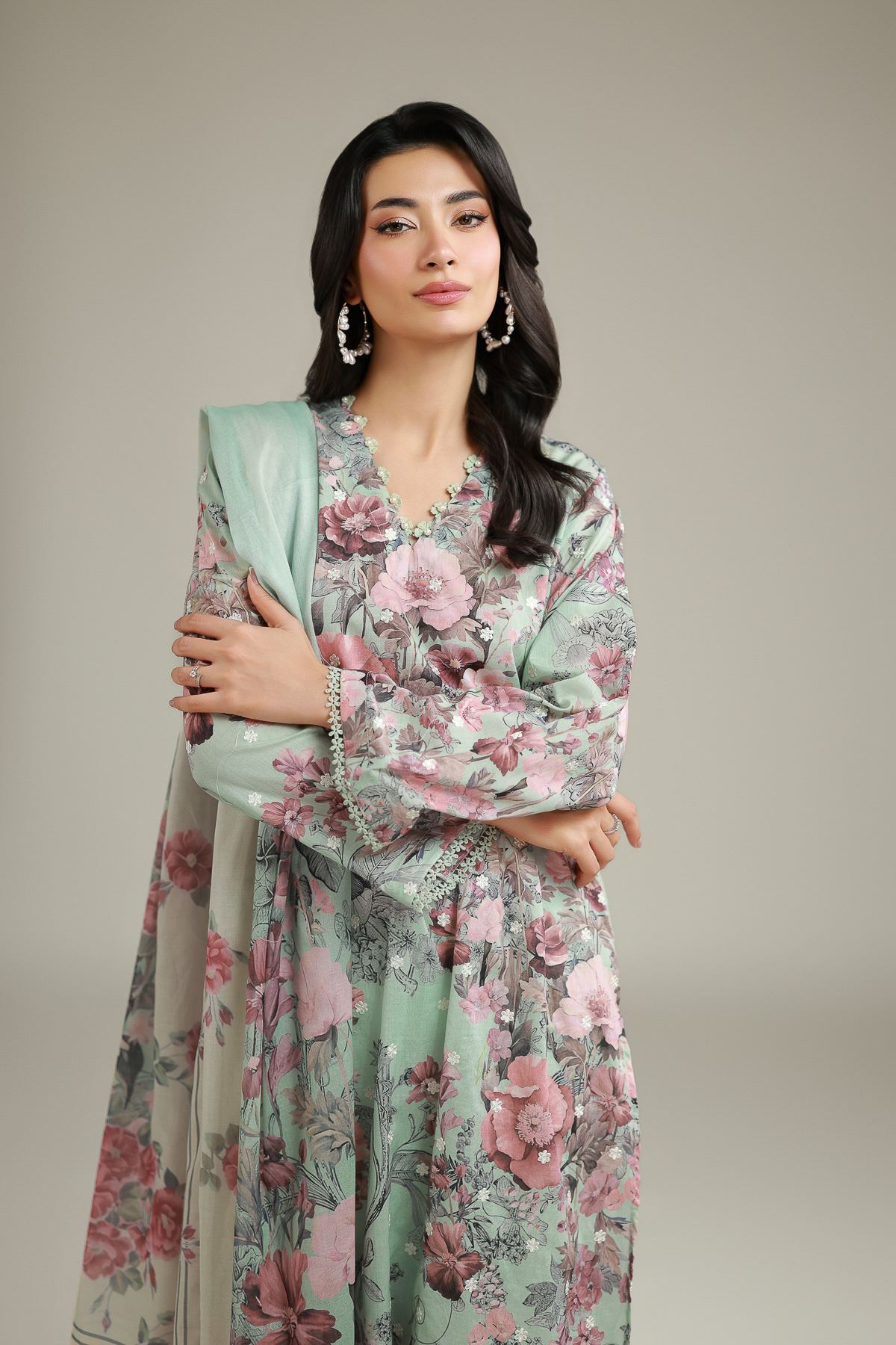 Embroidered Lawn Lawn Tailored 3-Piece - 1-26-209-A-E2-VG