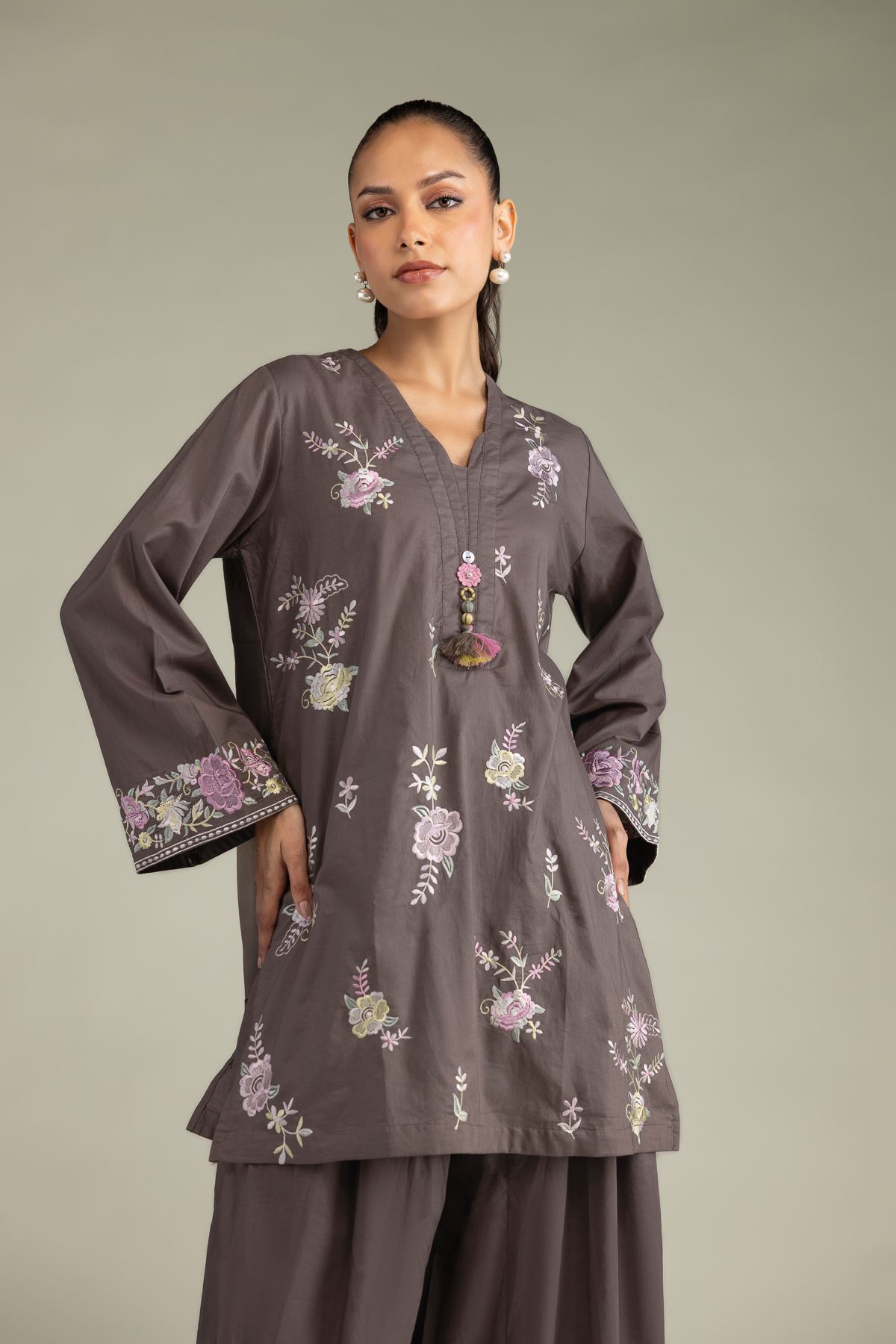 Embroidered Cambric Floral V-Neck Kurta - 1-26-250-B-H1-VG