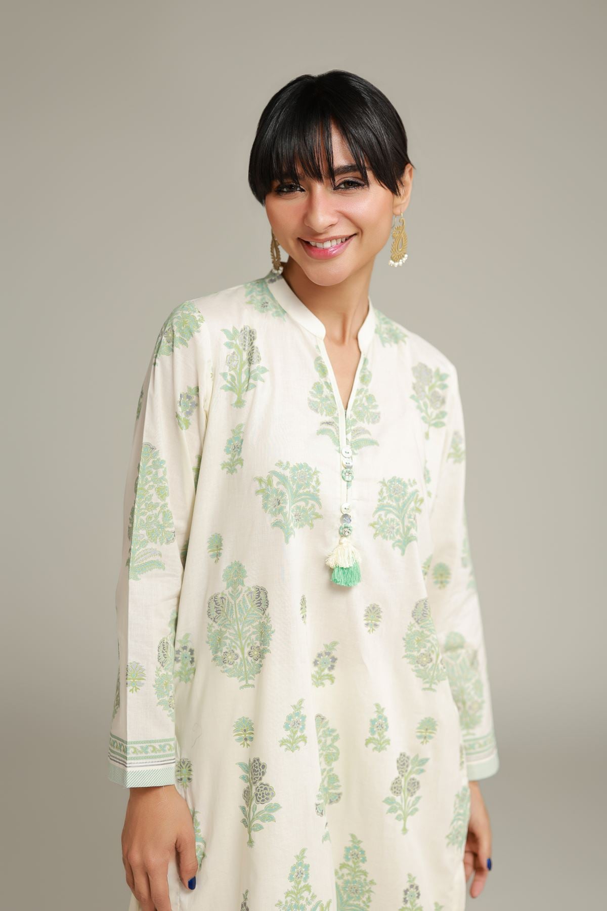 Printed Cambric Floral Tassel Kurta - T-A22-26-118FE2-VG