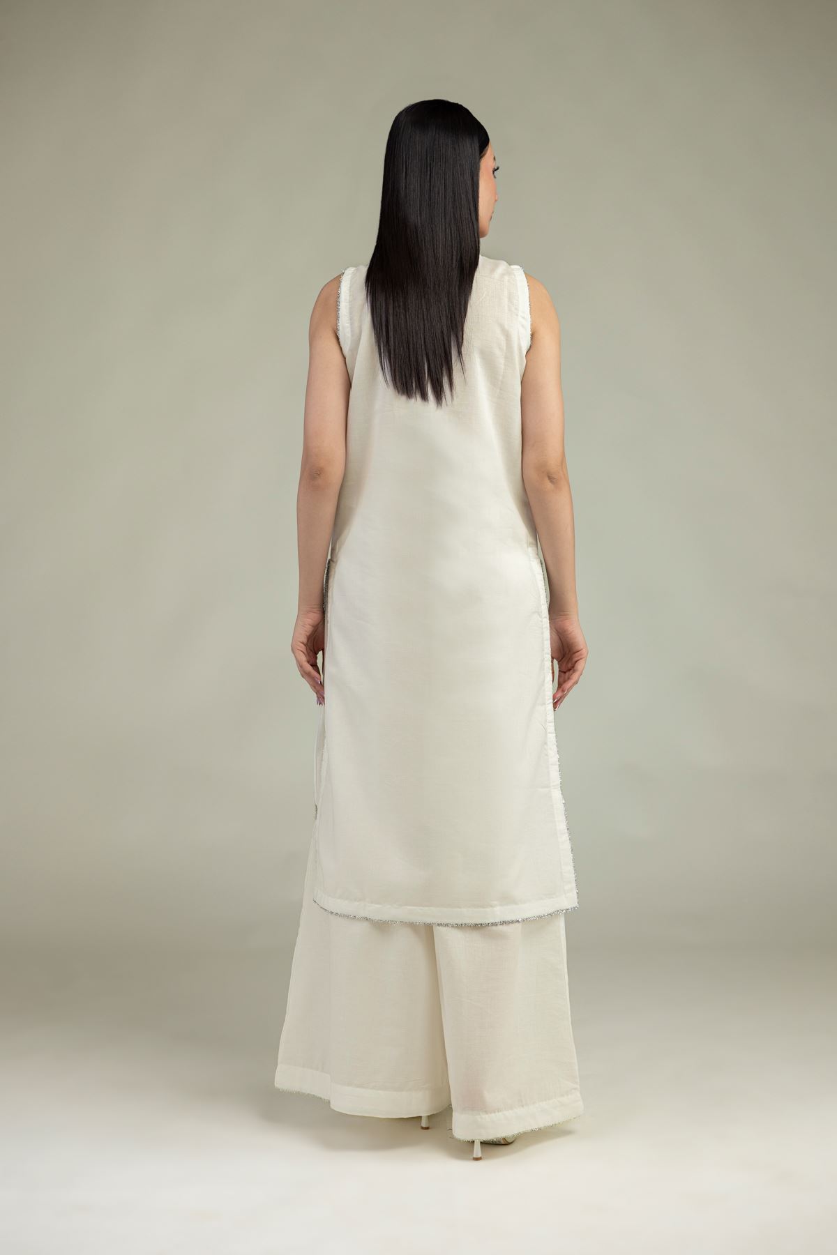 Embroidered Mesuri Short Sleeveless Kurta - 8-26-206-A-B1-VG