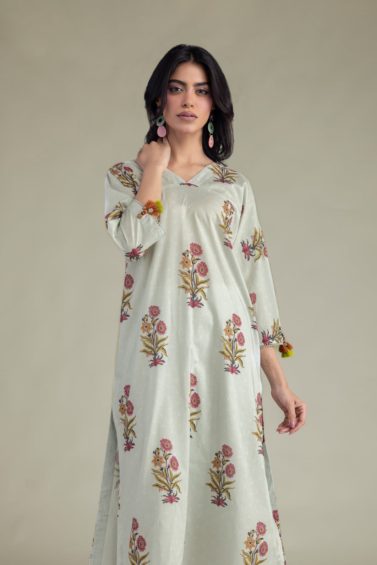 Printed Cambric Floral V-Neck Kurta - 1-26-102-A-F-VG