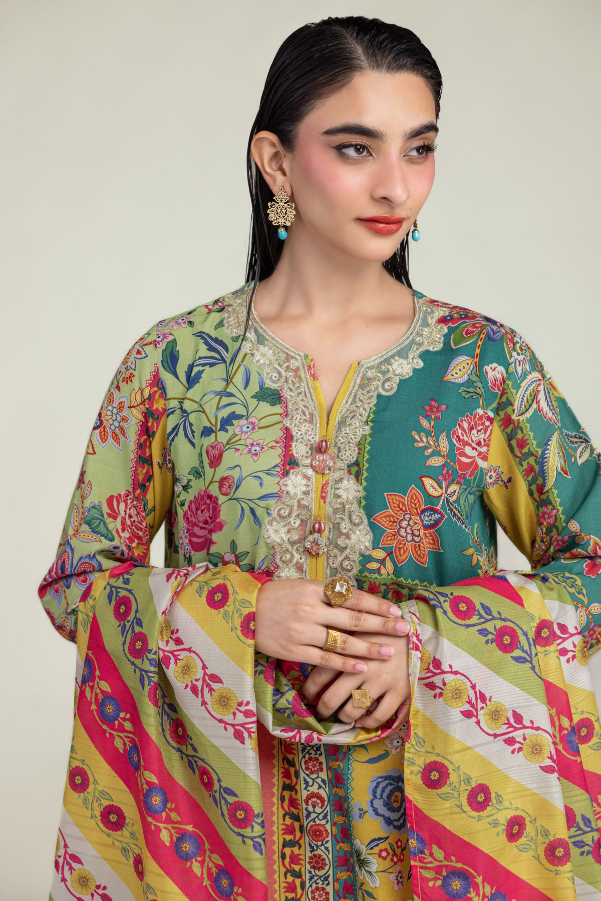 Embroidered Mesuri Mesuri Floral Dupatta - 2-26-210-A-J1-VG