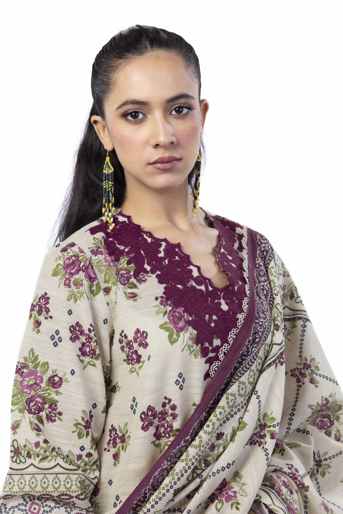 Embroidered Light Khaddar Fabrics 3 Piece - KN29A-VG