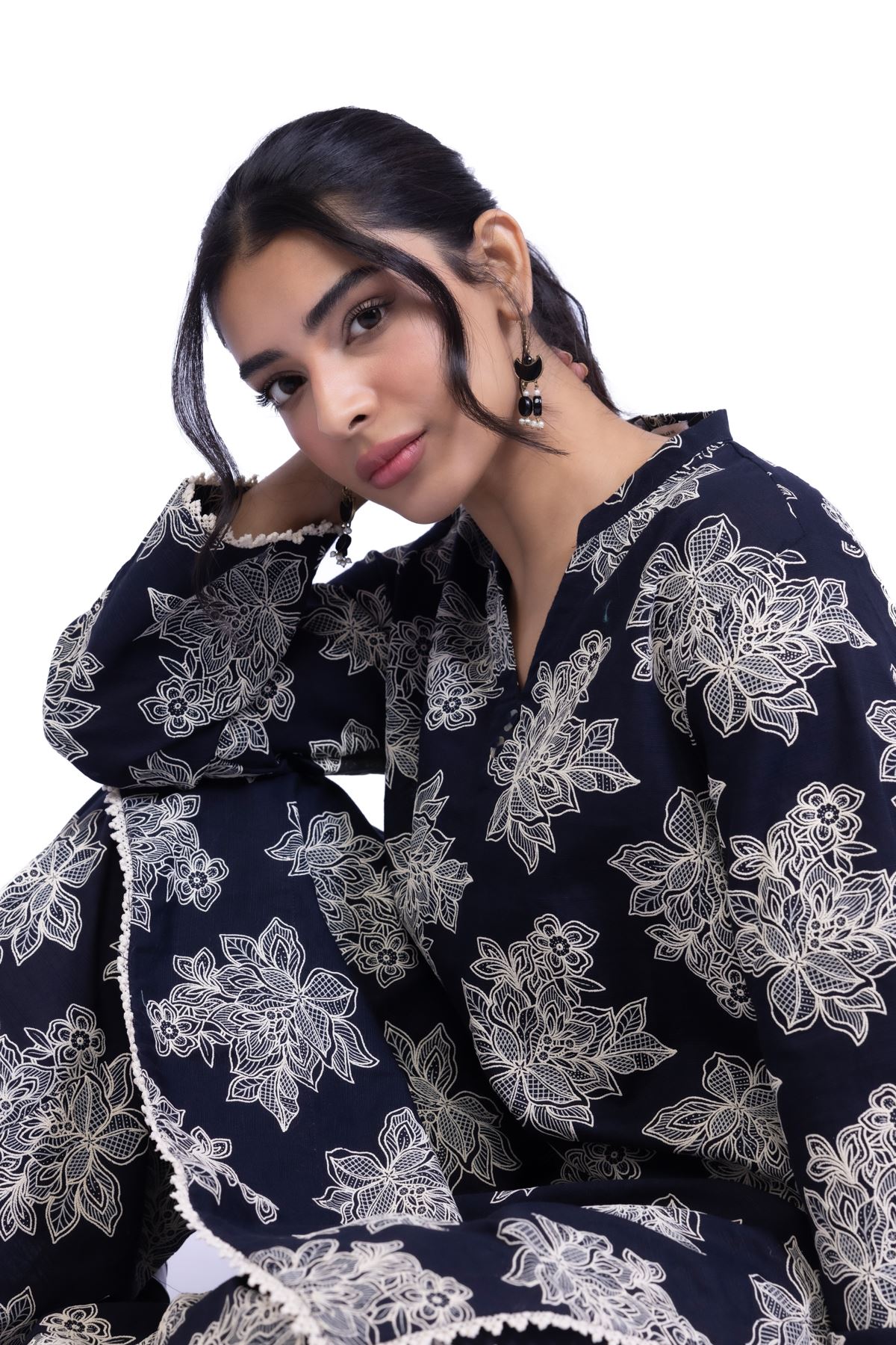 Printed Khaddar Kurta - 25-10-10E7-04TB-VG