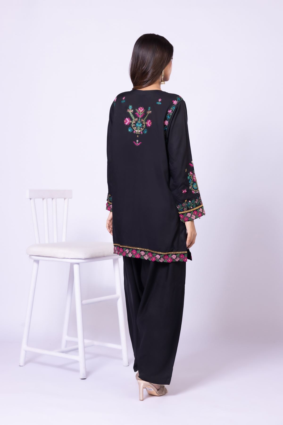 Embroidered Raw Silk Kurta - 25-09-11E5-03TA-VG