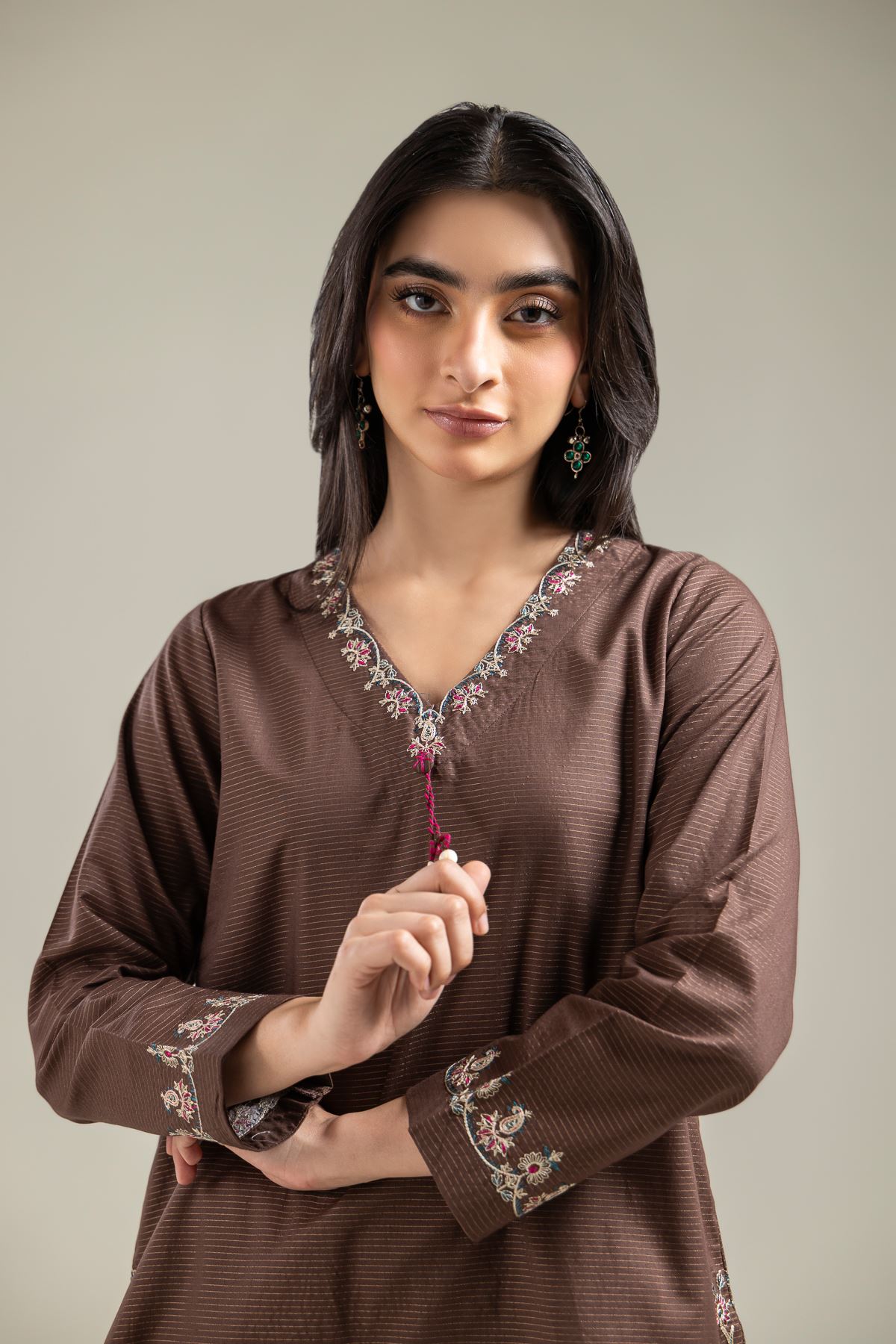 Embroidered Mesuri Brown V-Neck Kurta - T-A22-26-122FI1-VG