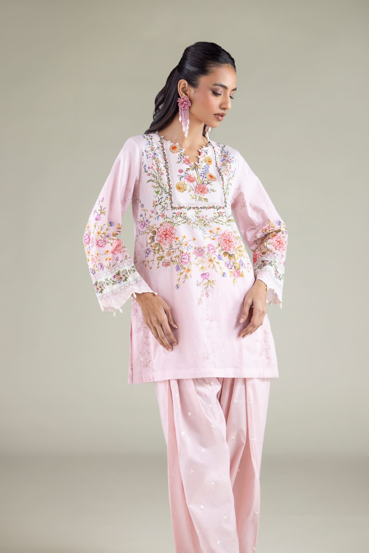 Embroidered Cambric Floral Threadwork Kurta - 1-26-130-A-B-VG